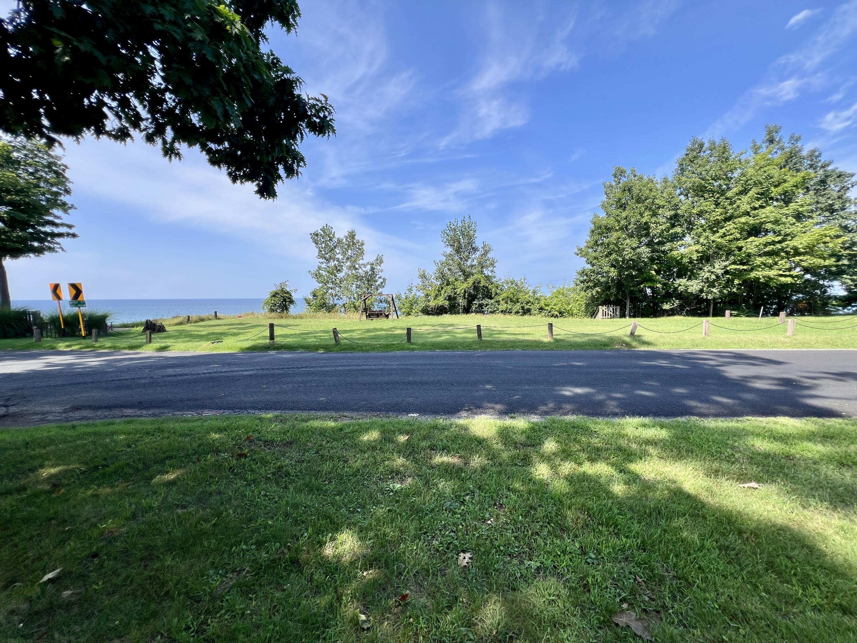 3007 Lakeshore Drive Fennville MI 49408