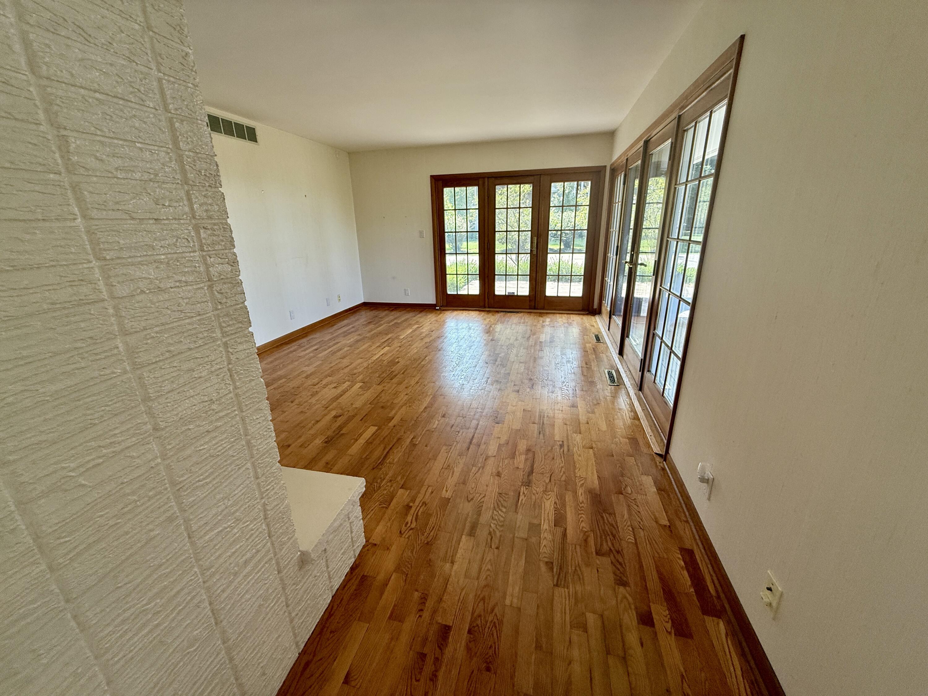 3007 Lakeshore Drive Fennville MI 49408