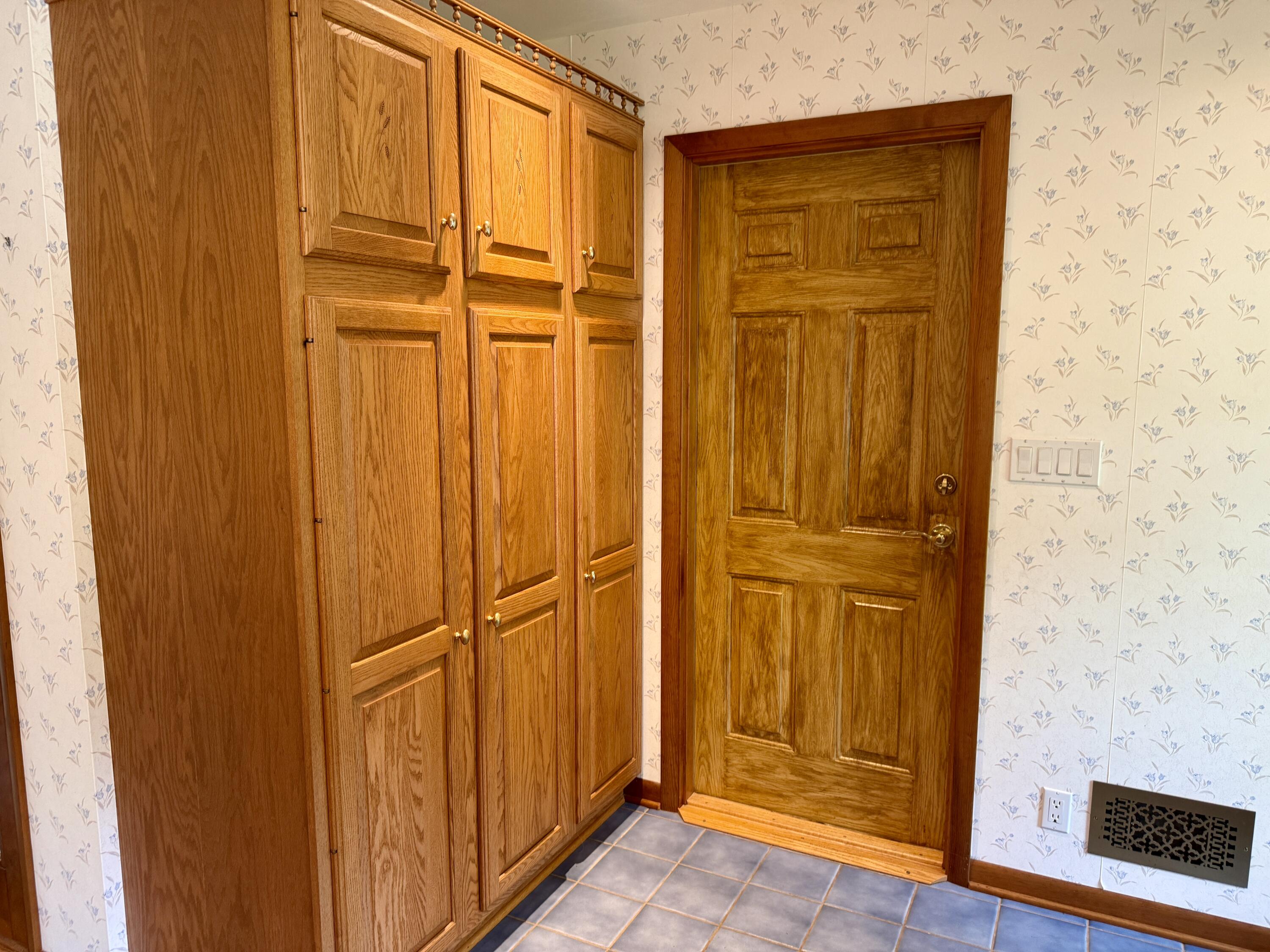 3007 Lakeshore Drive Fennville MI 49408