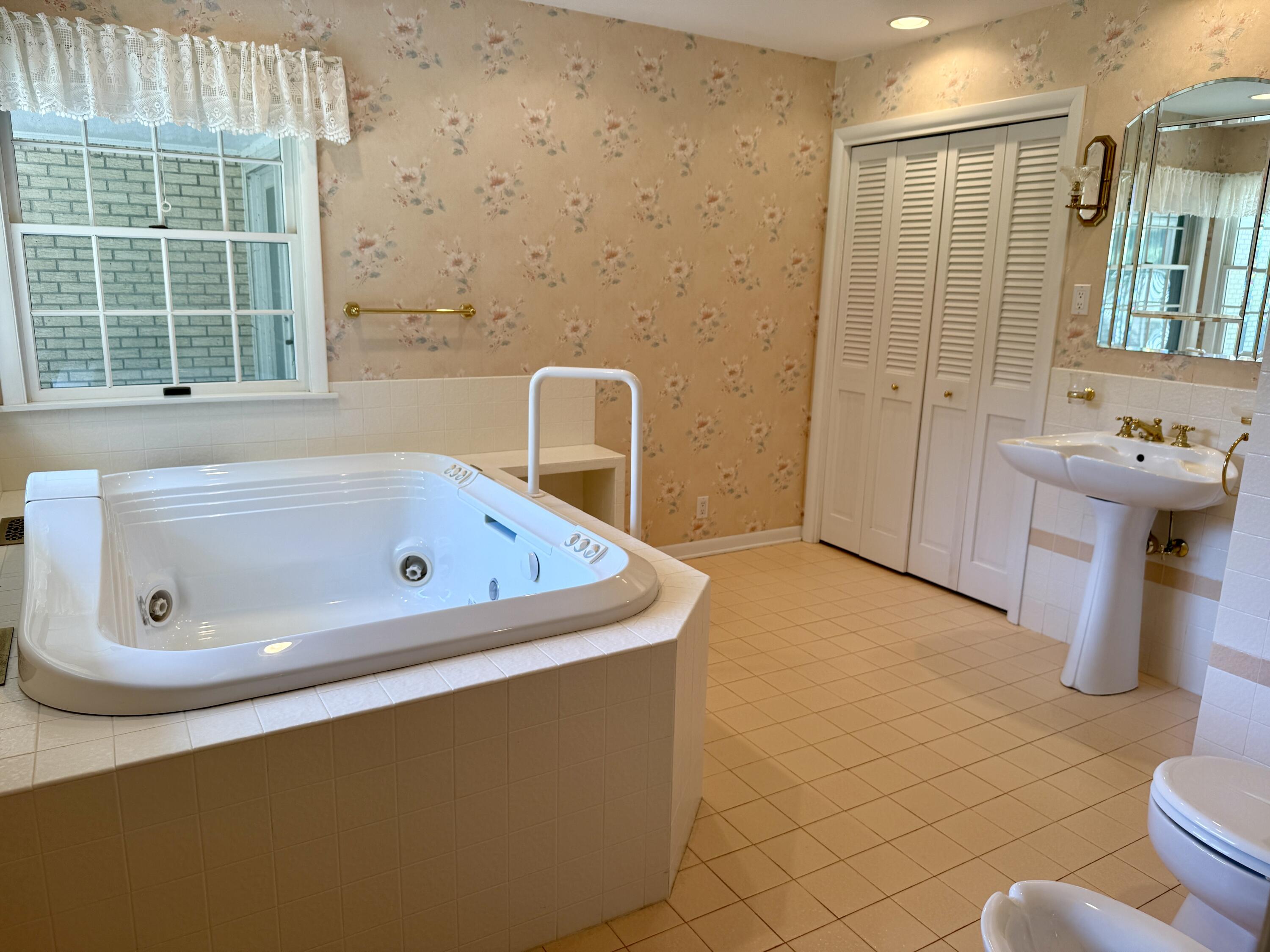 3007 Lakeshore Drive Fennville MI 49408