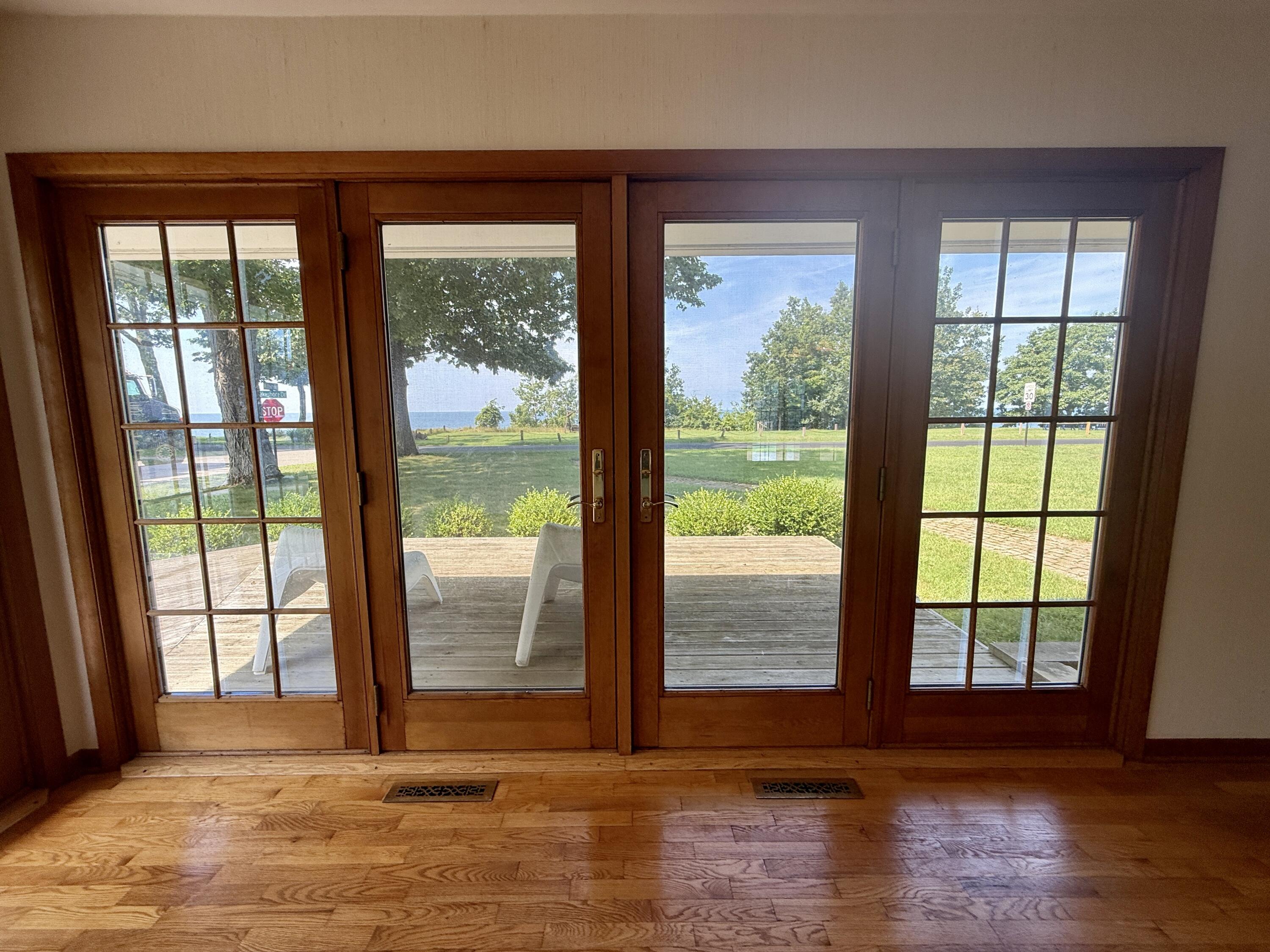 3007 Lakeshore Drive Fennville MI 49408