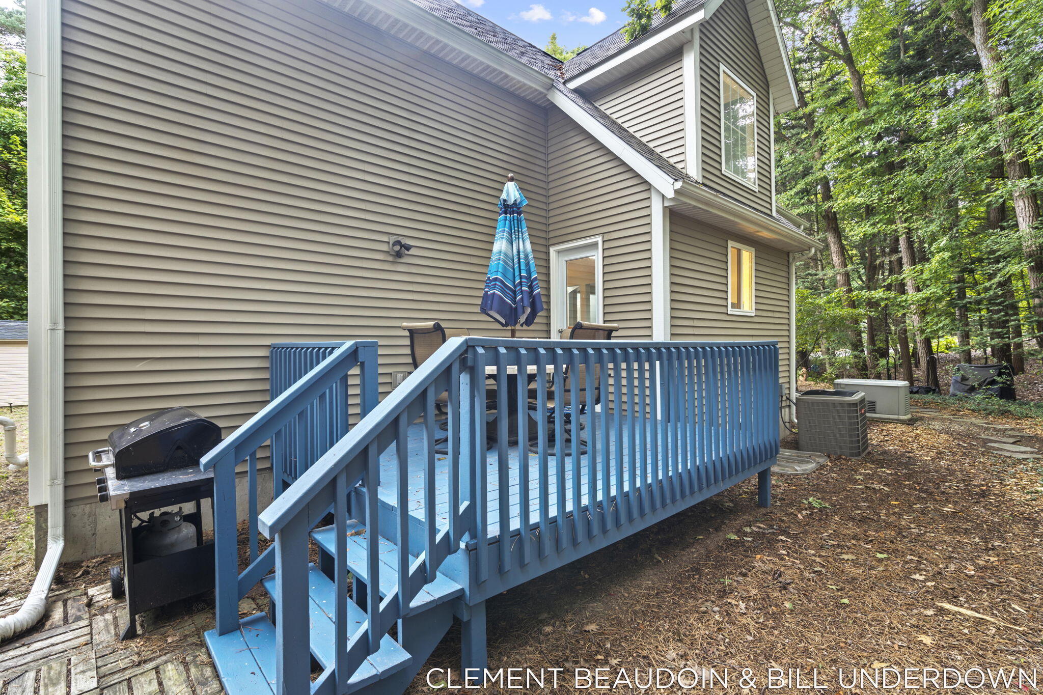 2339 Forest Trail Circle Fennville MI 49408