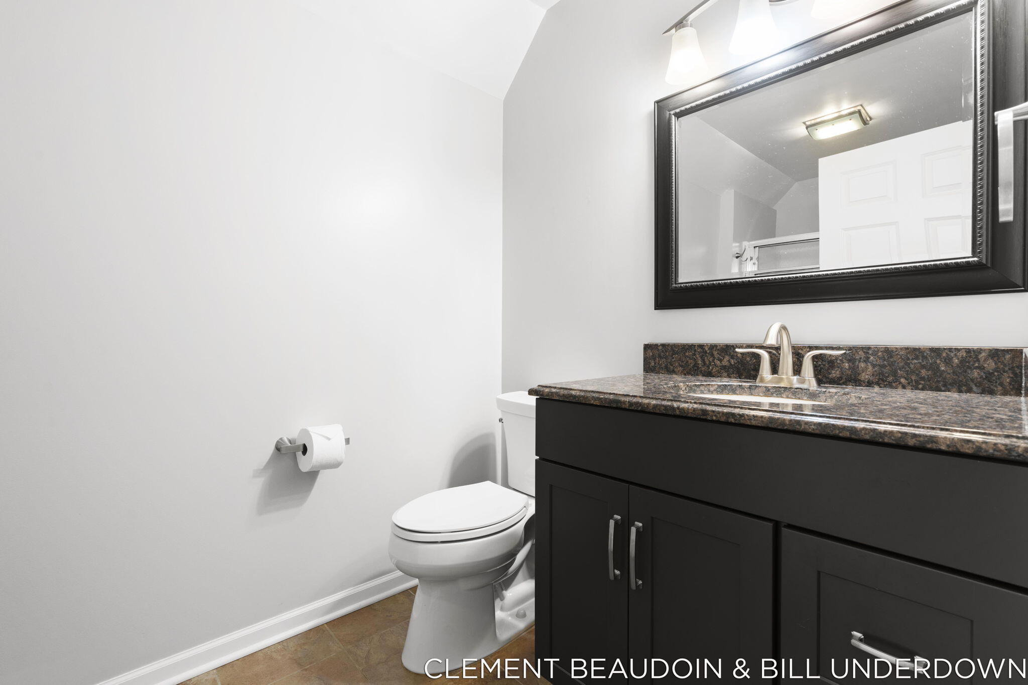 2339 Forest Trail Circle Fennville MI 49408