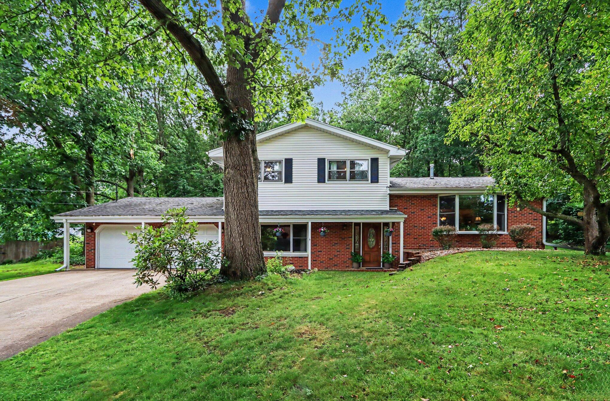 6800 Springbrook Lane Kalamazoo MI 49004