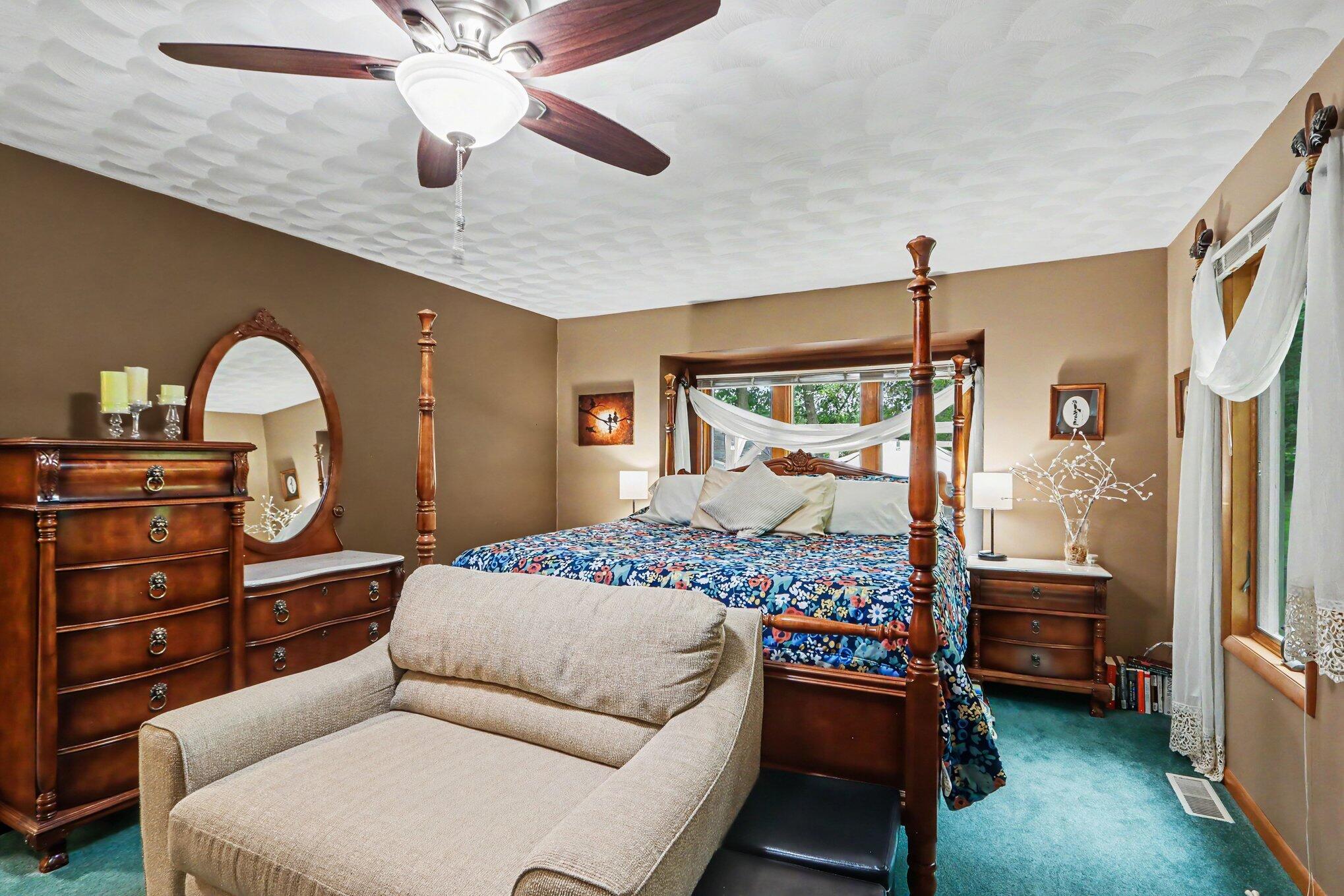 6800 Springbrook Lane Kalamazoo MI 49004