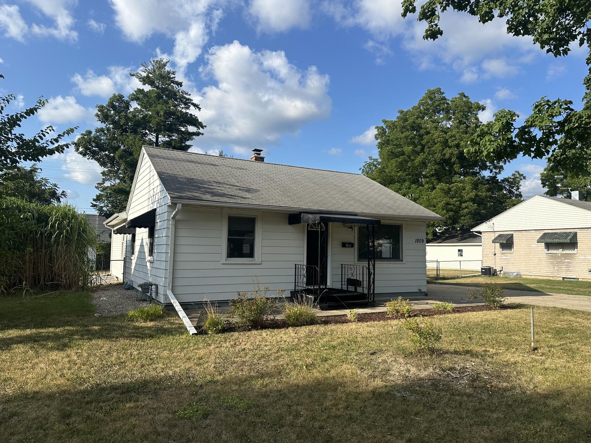 1809 Fulton Street Kalamazoo MI 49001
