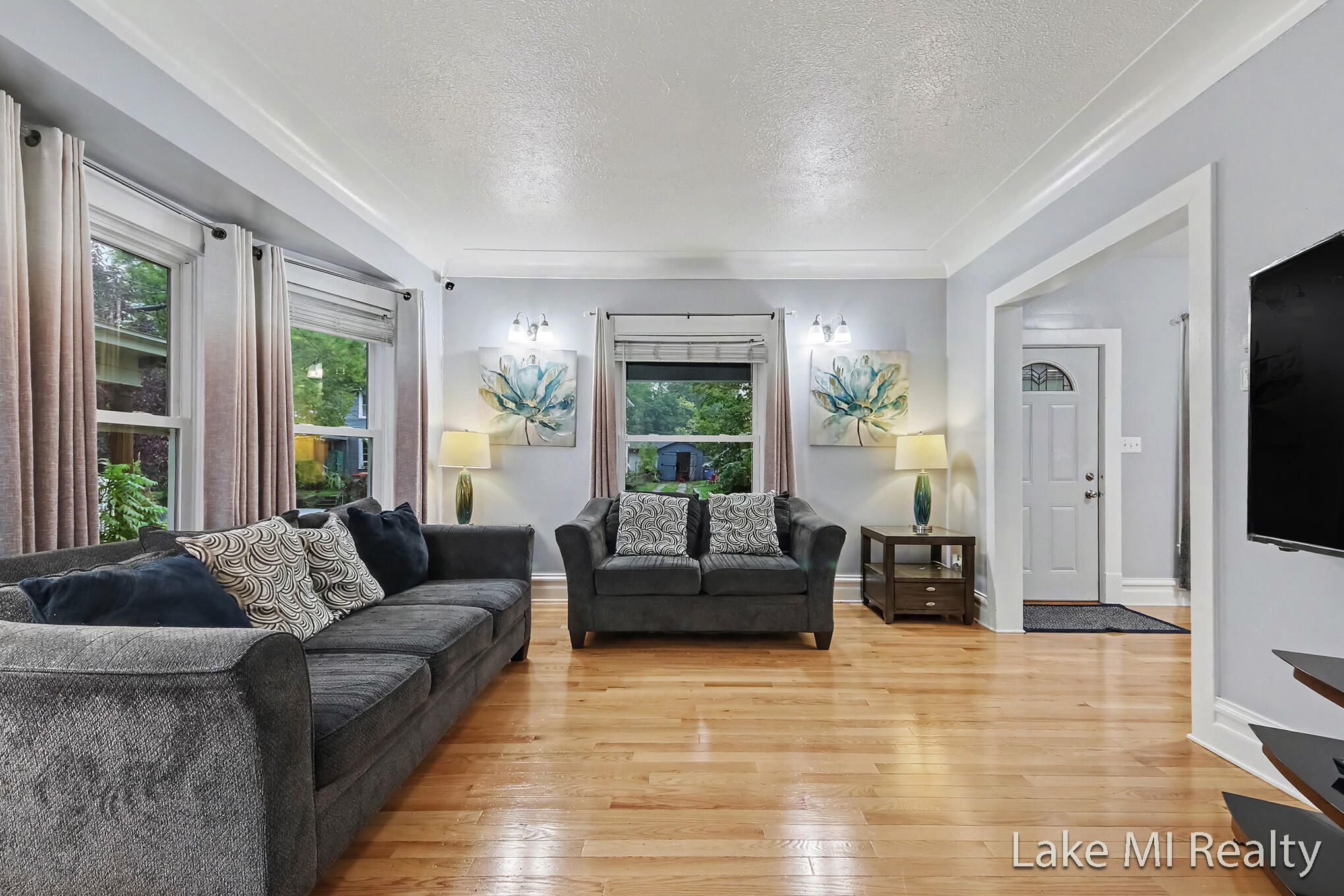 851 Kalamazoo Avenue SE Grand Rapids MI 49507