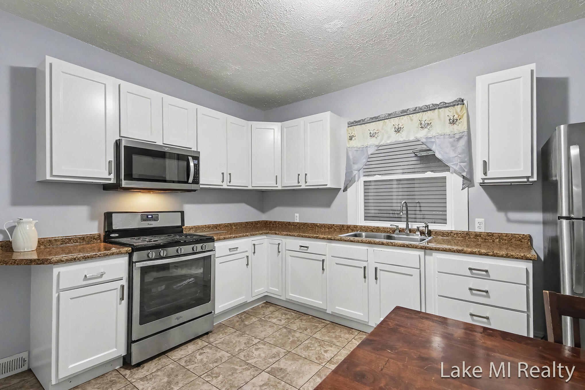 851 Kalamazoo Avenue SE Grand Rapids MI 49507