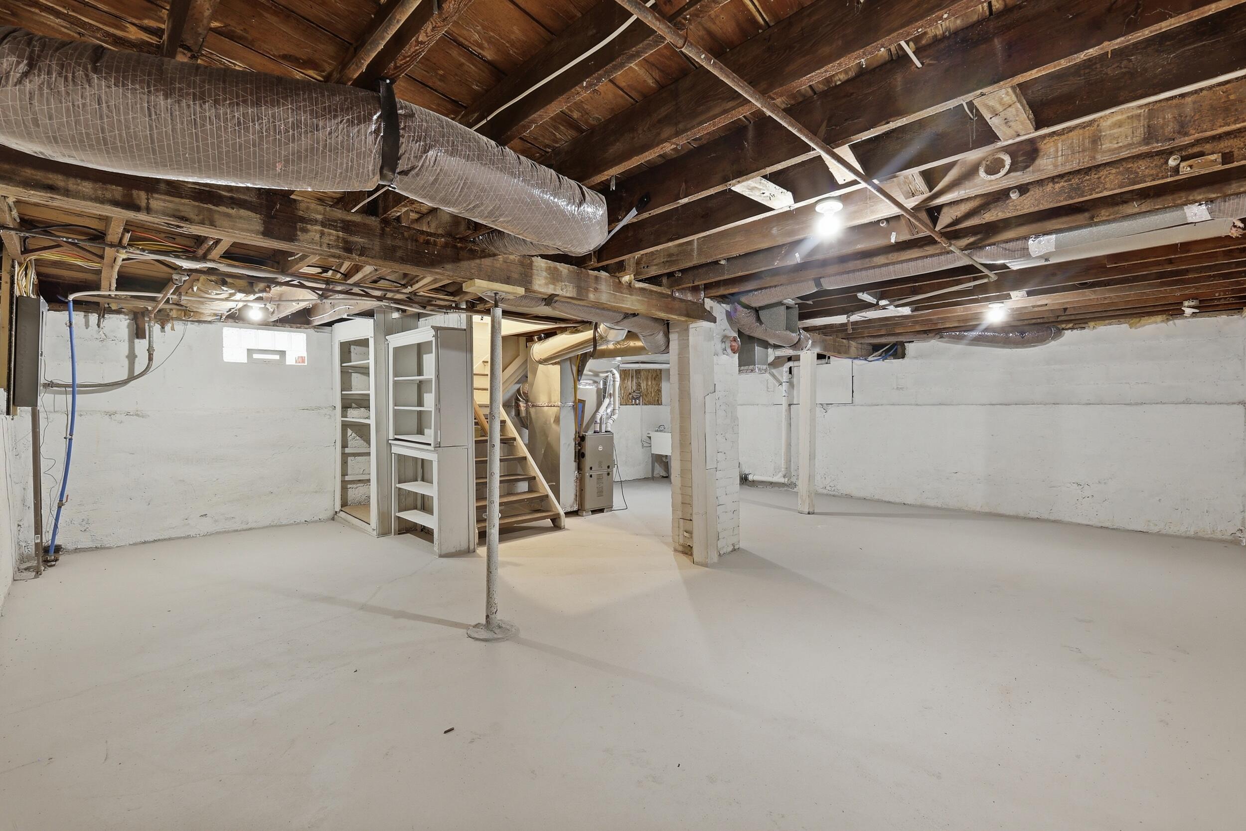 1317 John Street Kalamazoo MI 49001