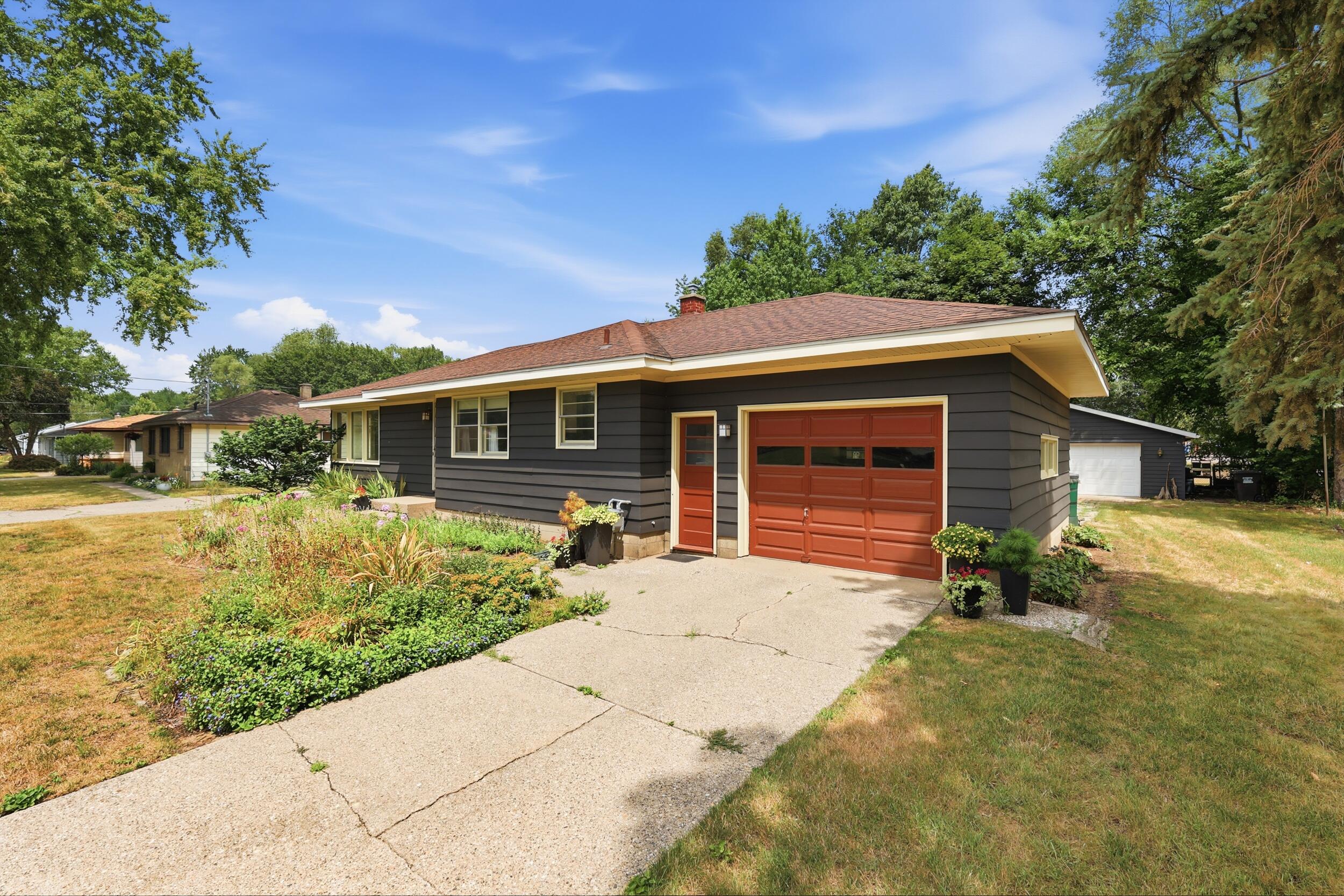 509 Fendale Street SE Grand Rapids MI 49548