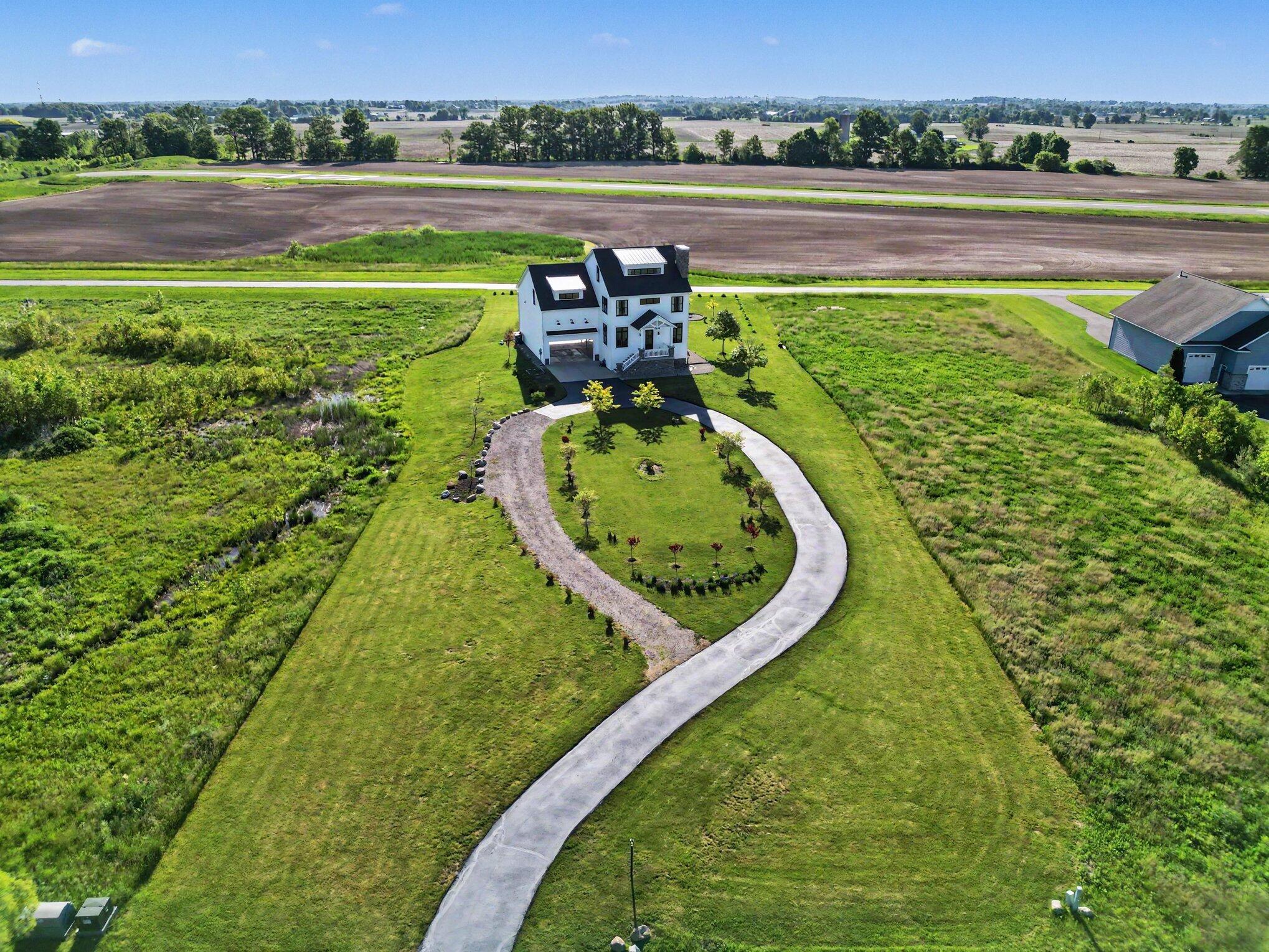 2906 Air Park Drive Zeeland MI 49464