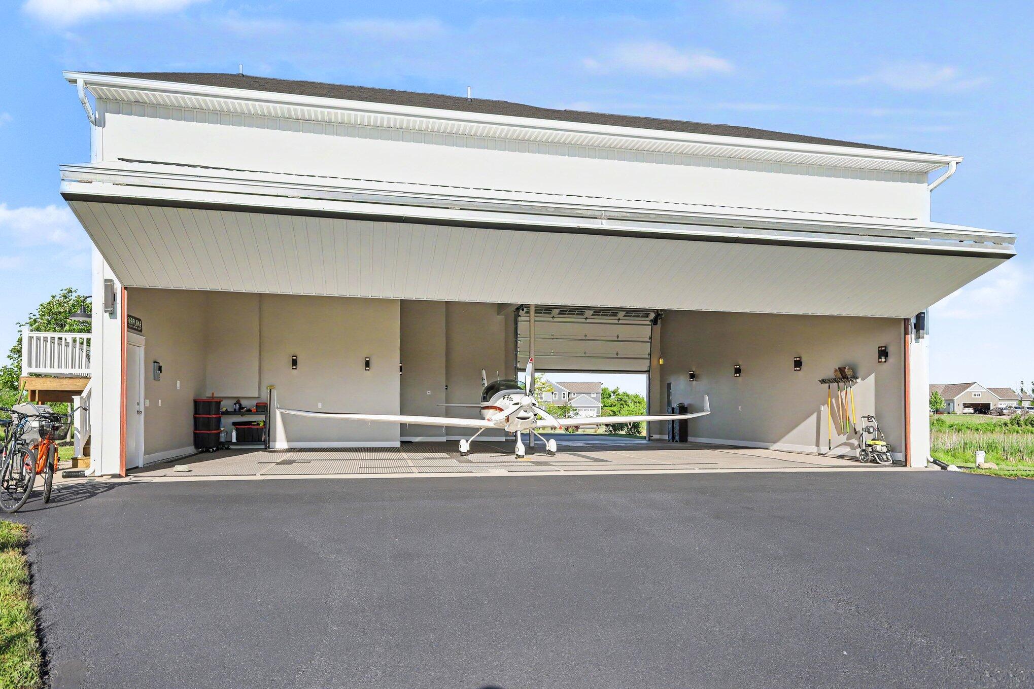 2906 Air Park Drive Zeeland MI 49464
