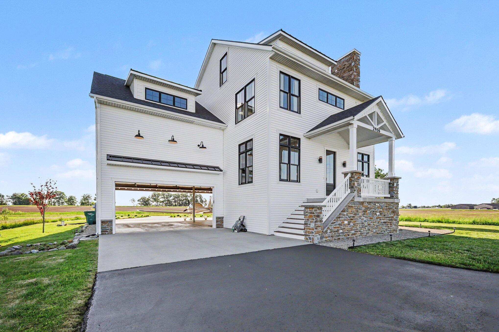 2906 Air Park Drive Zeeland MI 49464