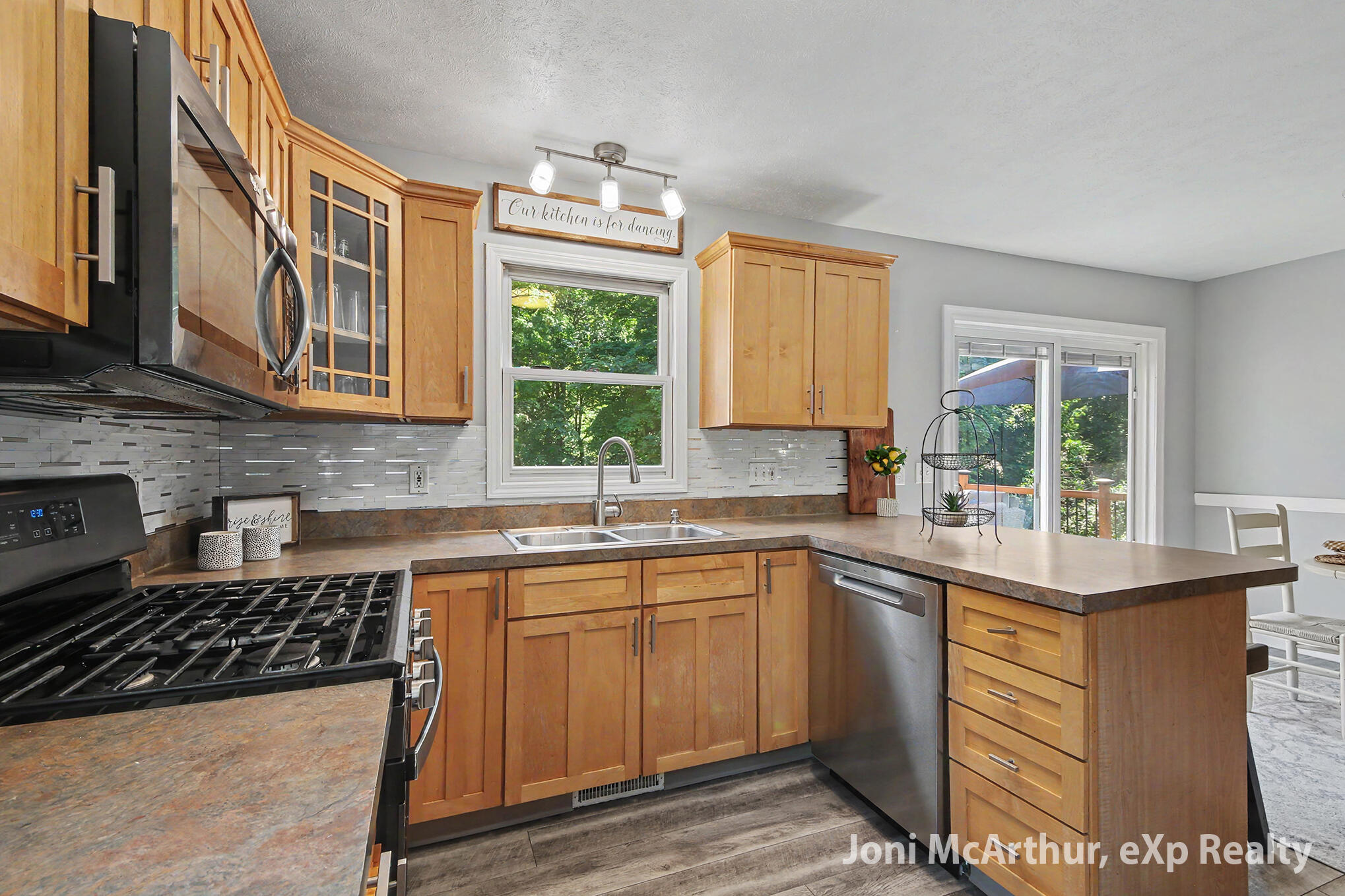 238 Childsdale Avenue NE Rockford MI 49341