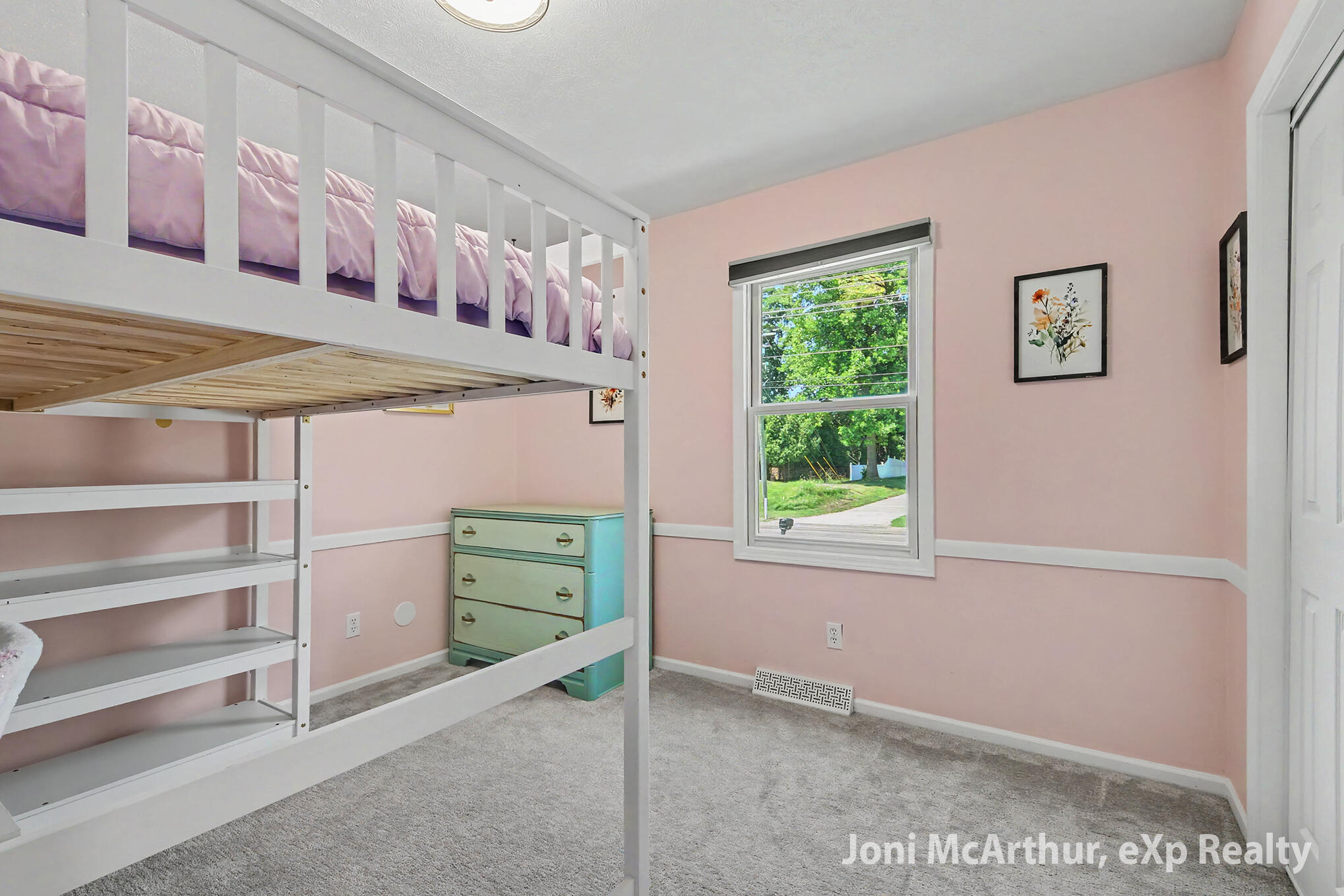 238 Childsdale Avenue NE Rockford MI 49341