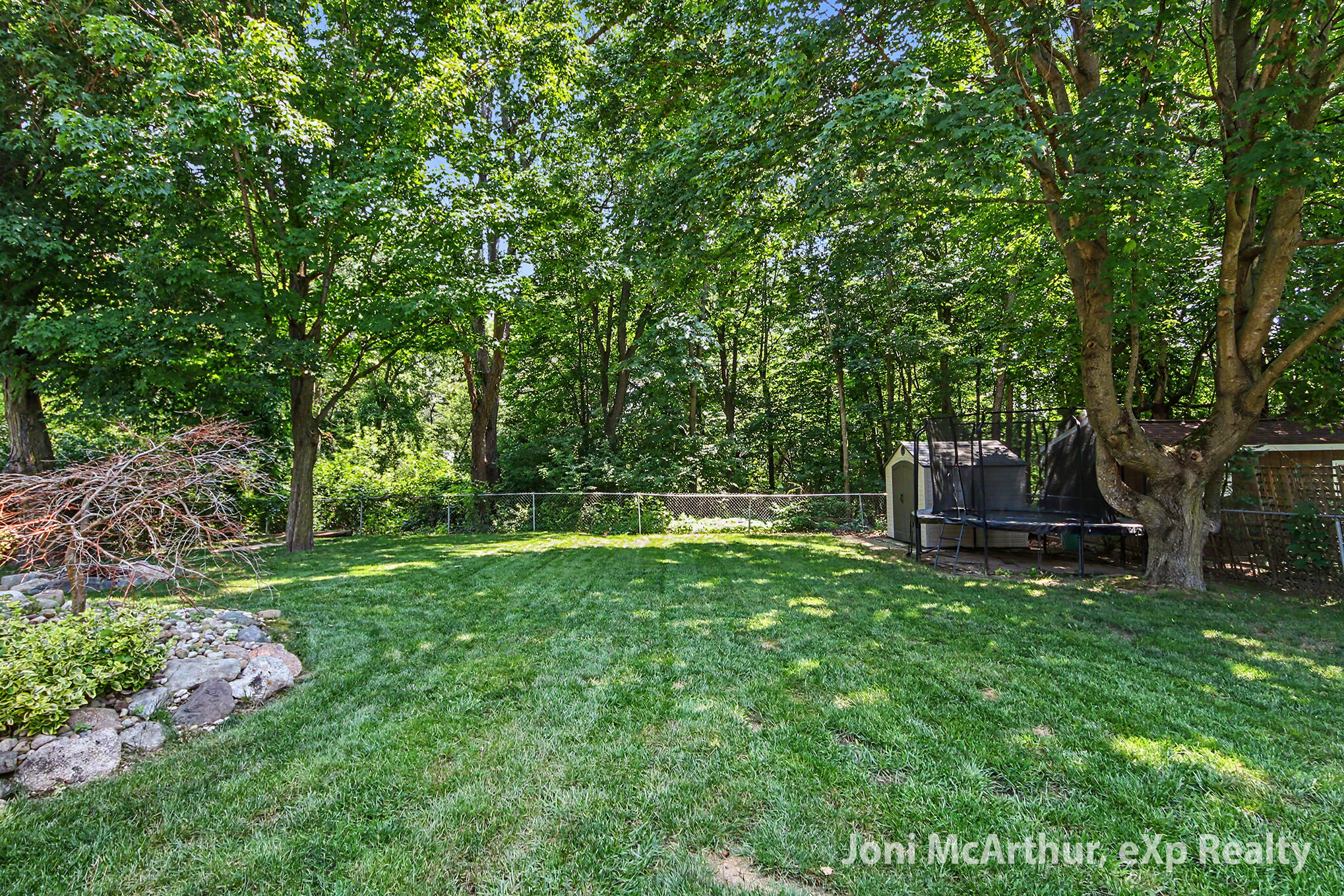 238 Childsdale Avenue NE Rockford MI 49341