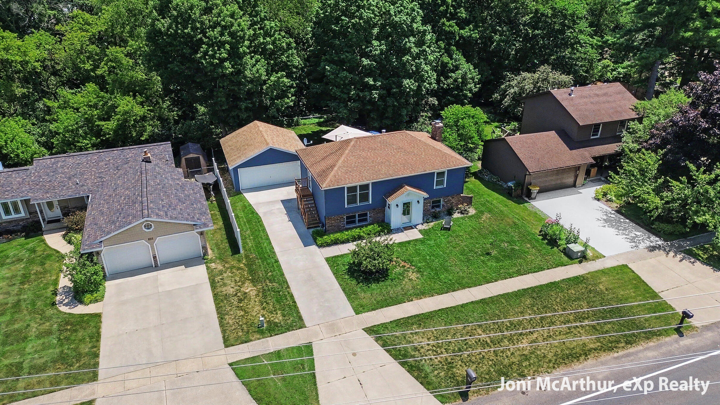 238 Childsdale Avenue NE Rockford MI 49341