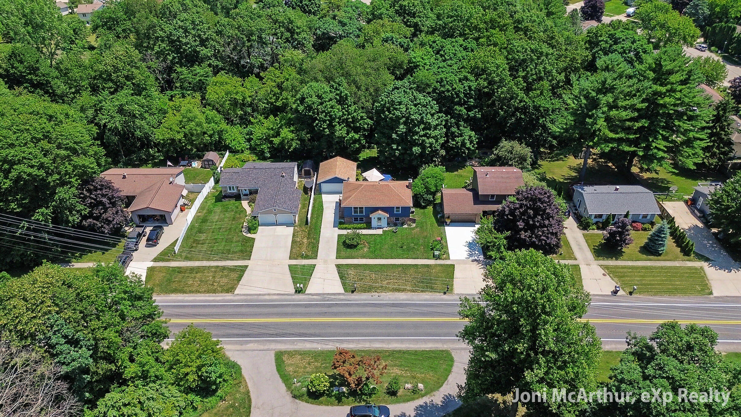 238 Childsdale Avenue NE Rockford MI 49341