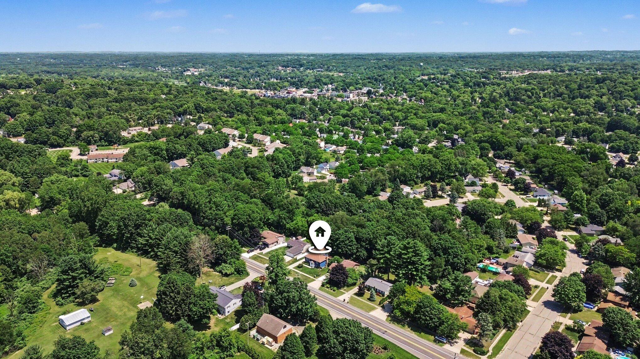 238 Childsdale Avenue NE Rockford MI 49341