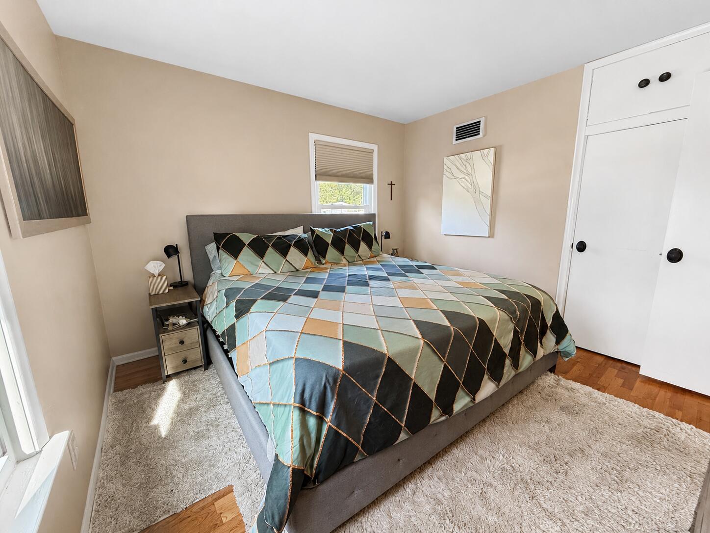 937 Farrell Avenue Kalamazoo MI 49006