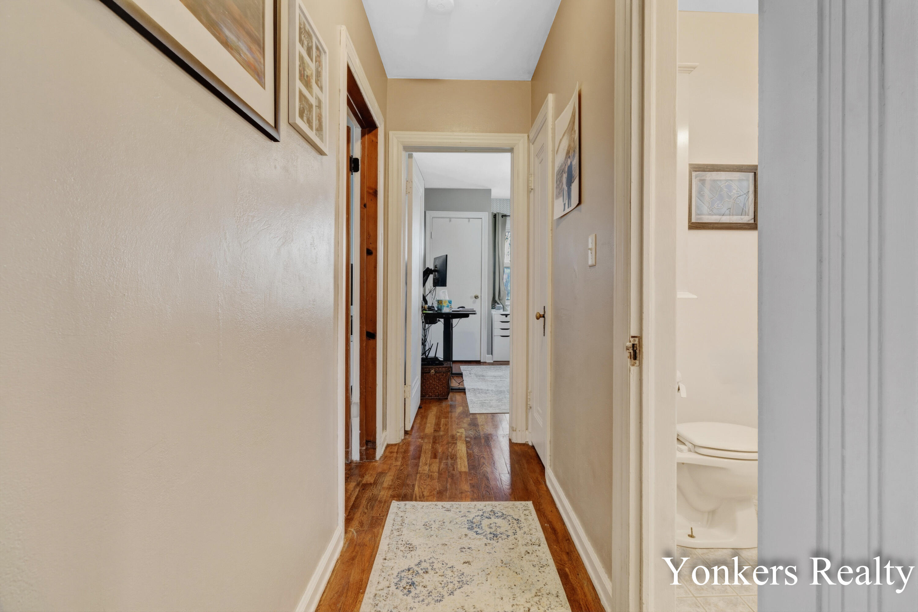 1233 Diamond Avenue NE Grand Rapids MI 49505