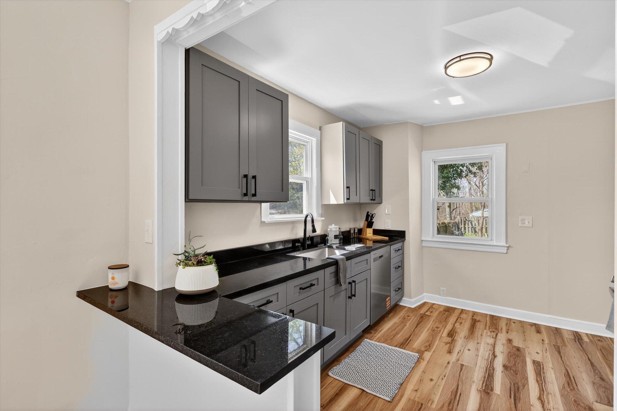 1047 Eastern Avenue NE Grand Rapids MI 49503