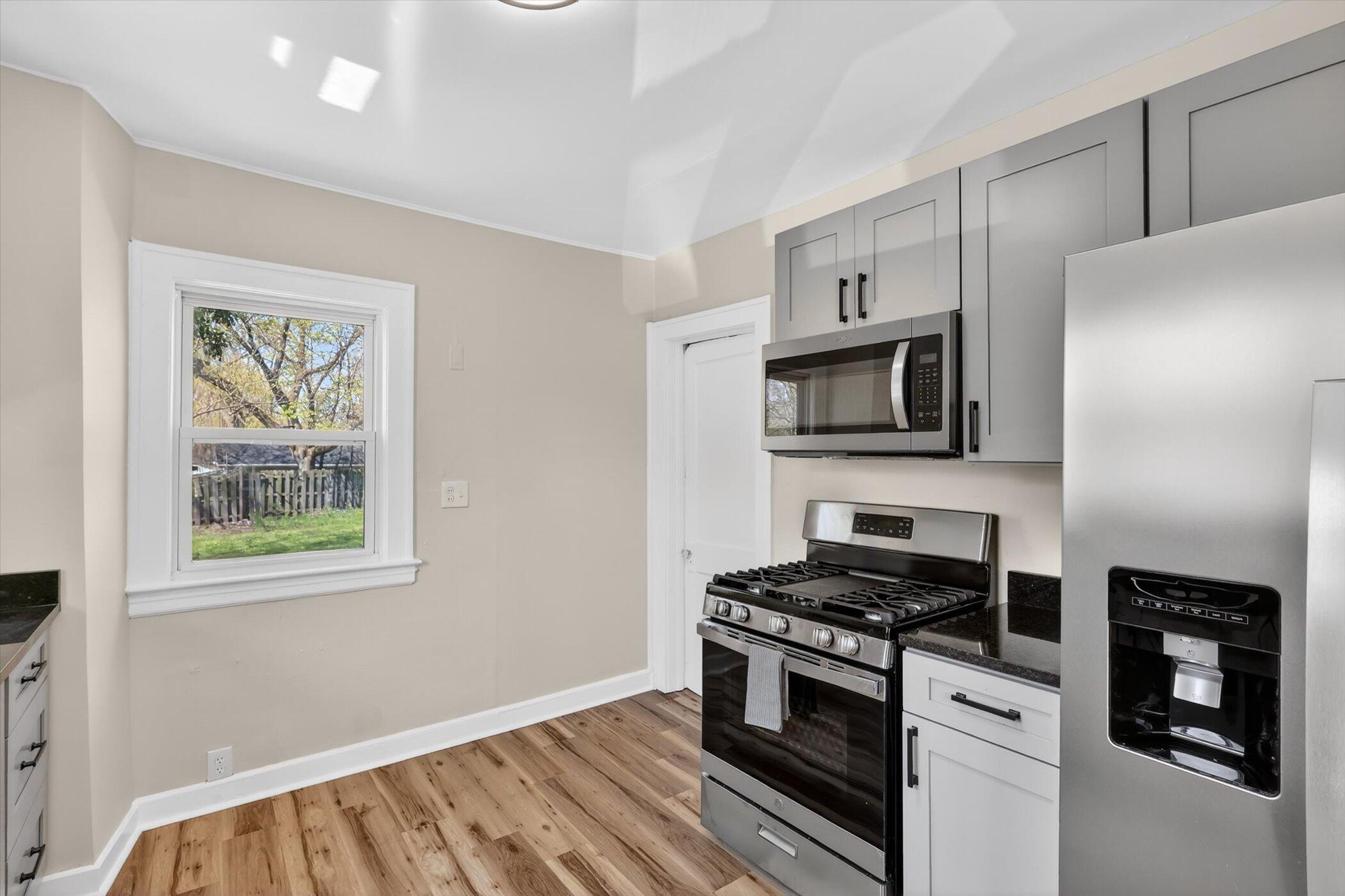 1047 Eastern Avenue NE Grand Rapids MI 49503
