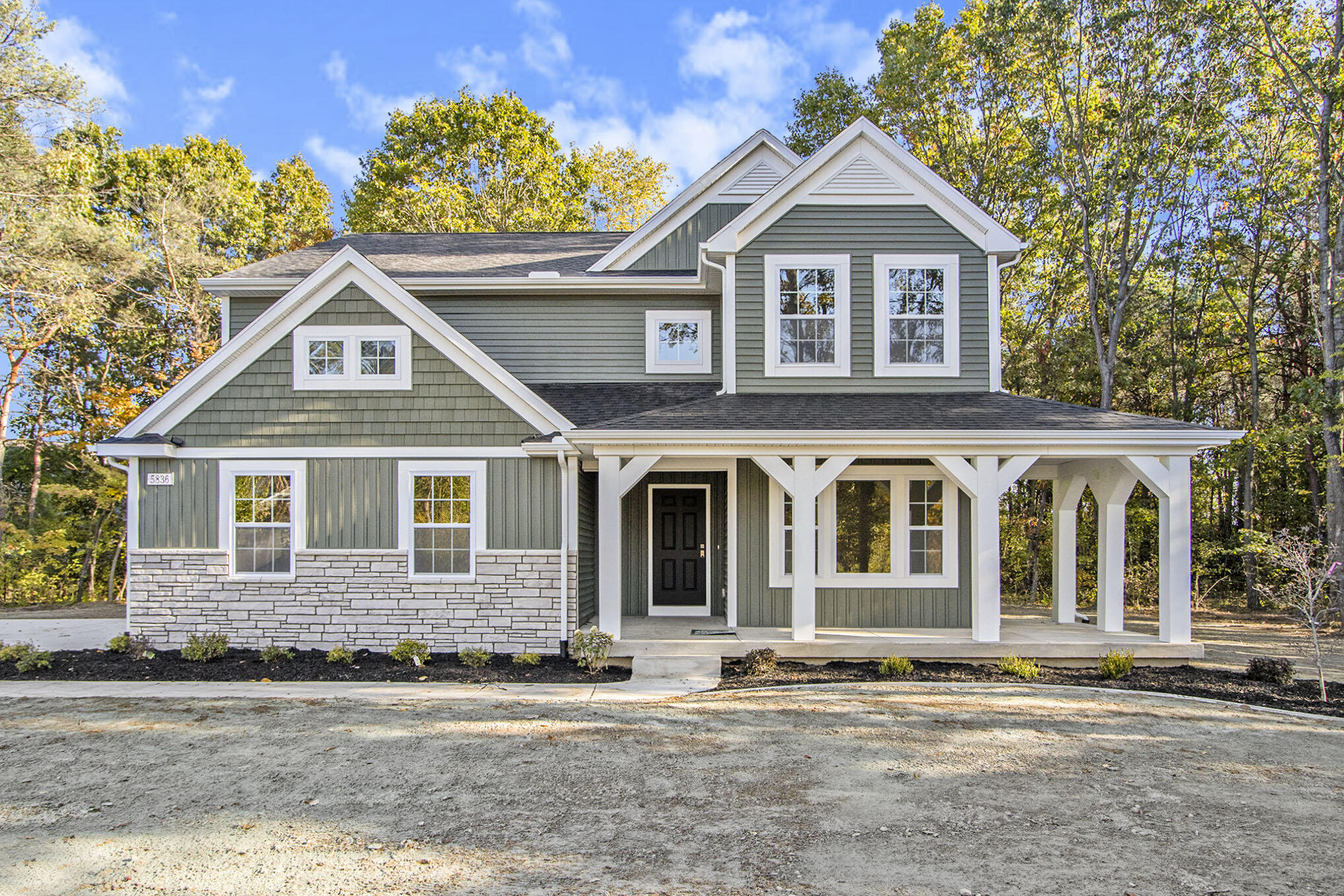 5820 Boxthorn Trail Kalamazoo MI 49009