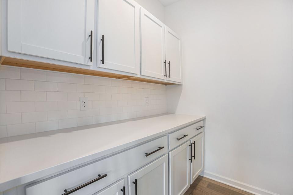 5820 Boxthorn Trail Kalamazoo MI 49009
