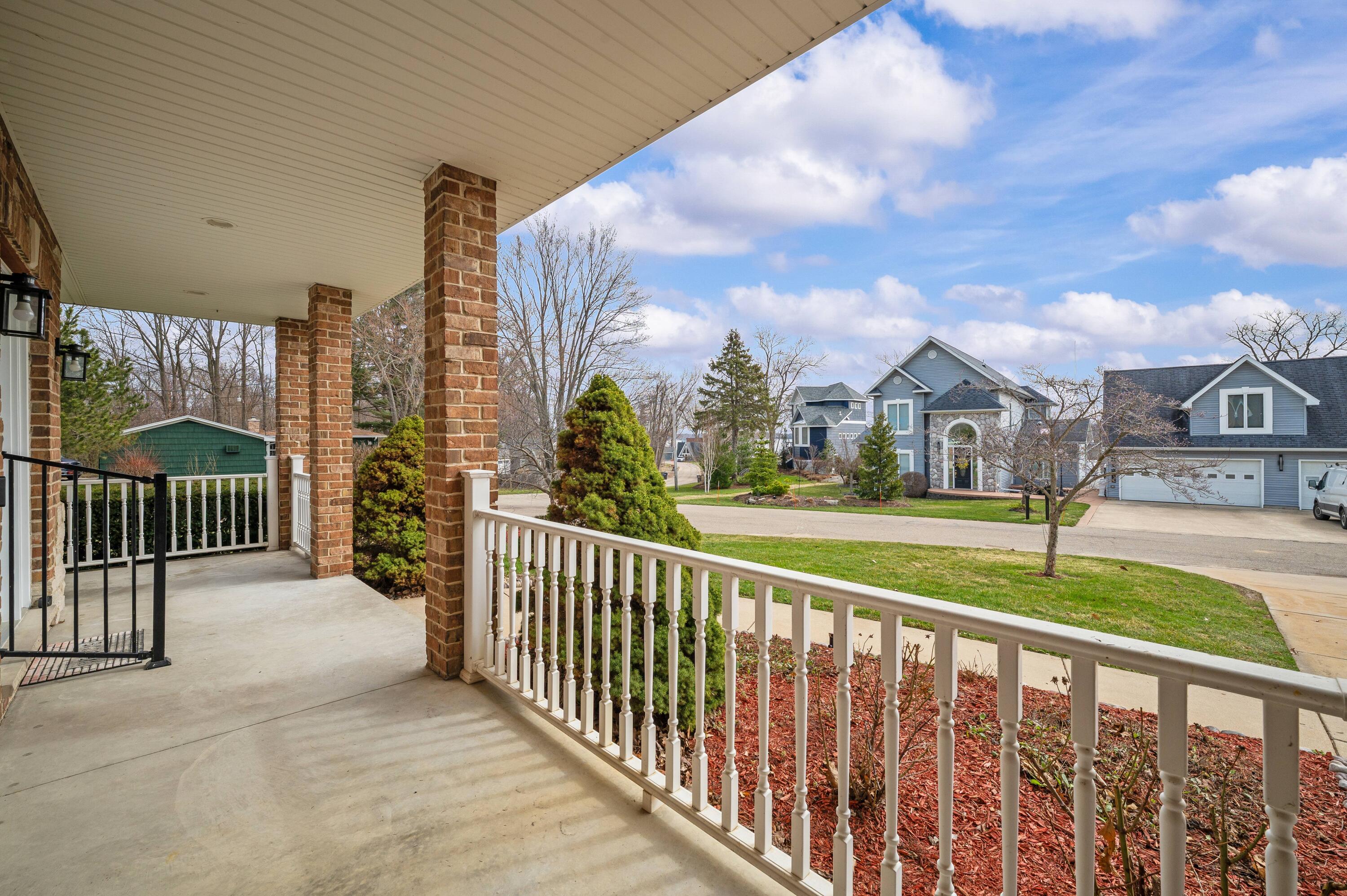 5036 Shoreview Drive Coloma MI 49038