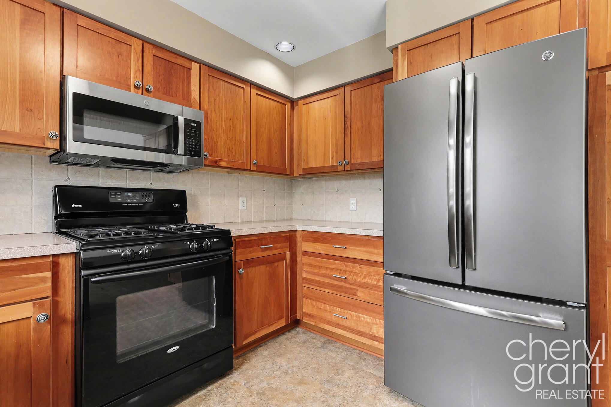 2314 Midvale Street NE Grand Rapids MI 49505