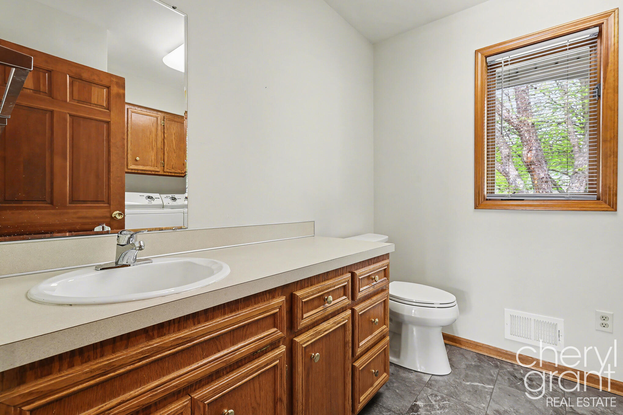 2314 Midvale Street NE Grand Rapids MI 49505