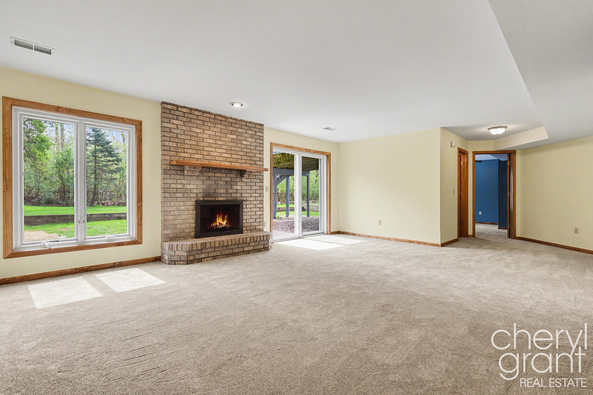 2314 Midvale Street NE Grand Rapids MI 49505