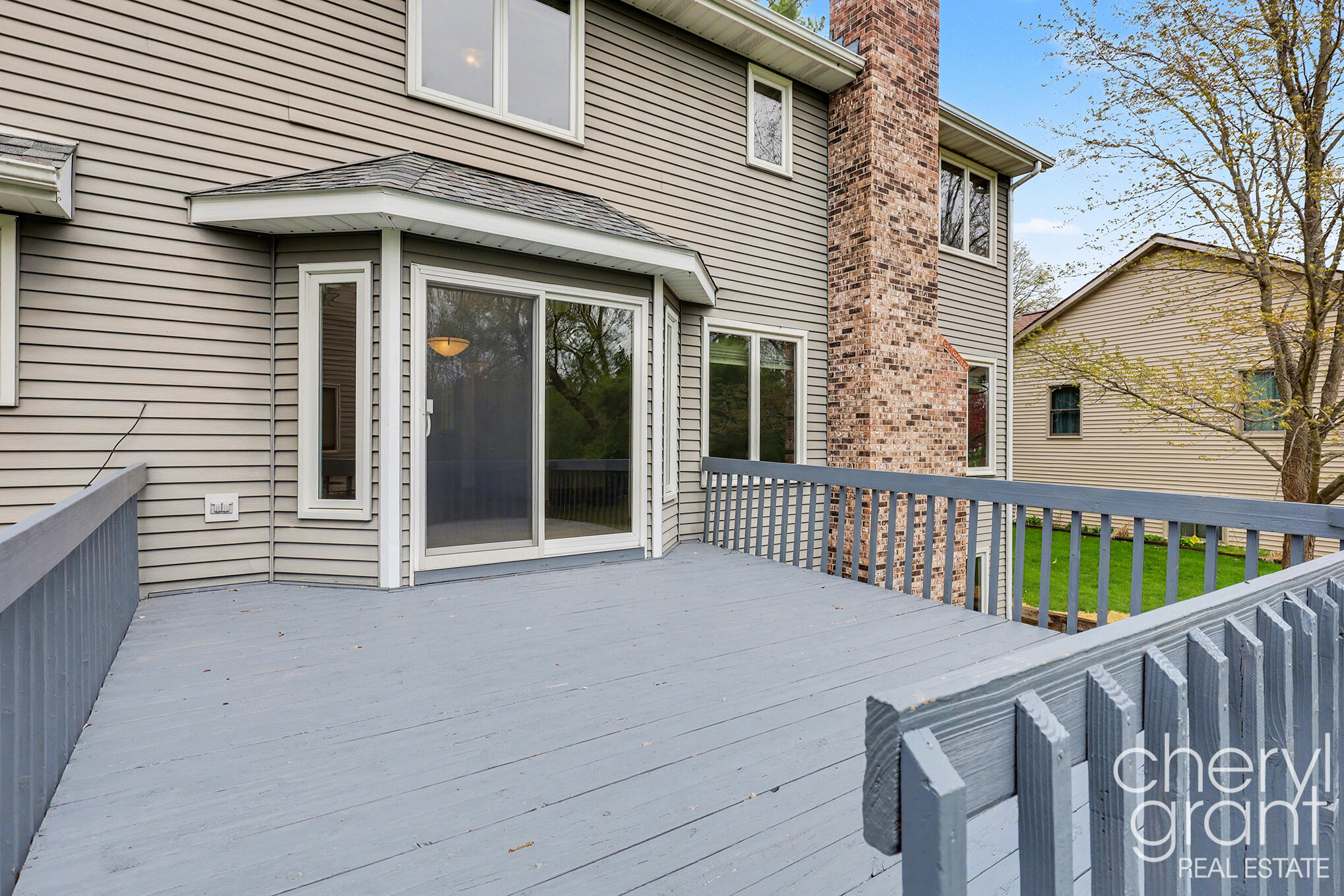 2314 Midvale Street NE Grand Rapids MI 49505