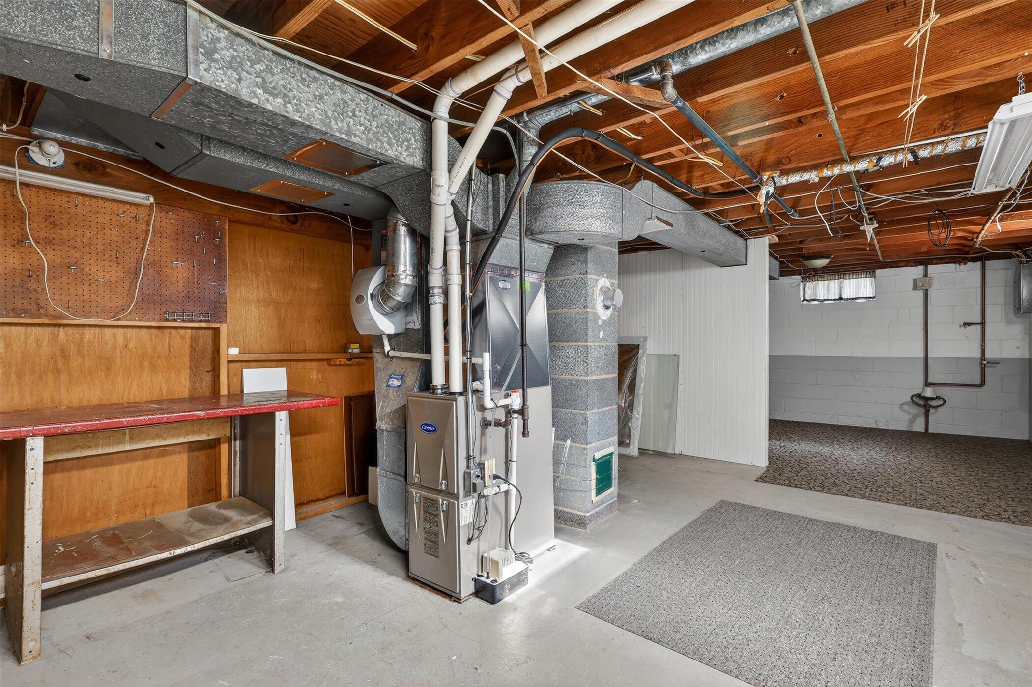 6990 Madison Avenue SE Grand Rapids MI 49548
