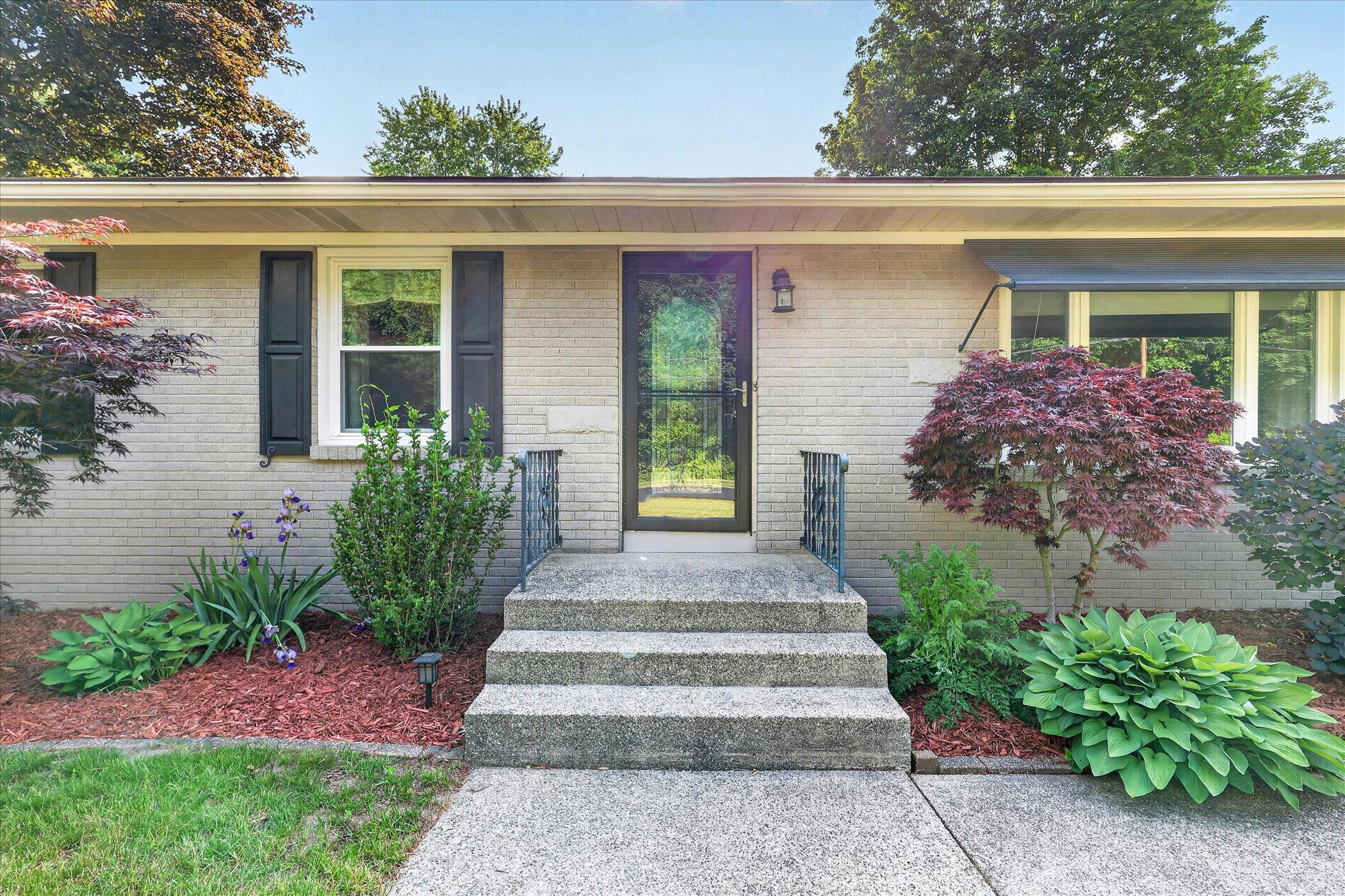 6990 Madison Avenue SE Grand Rapids MI 49548