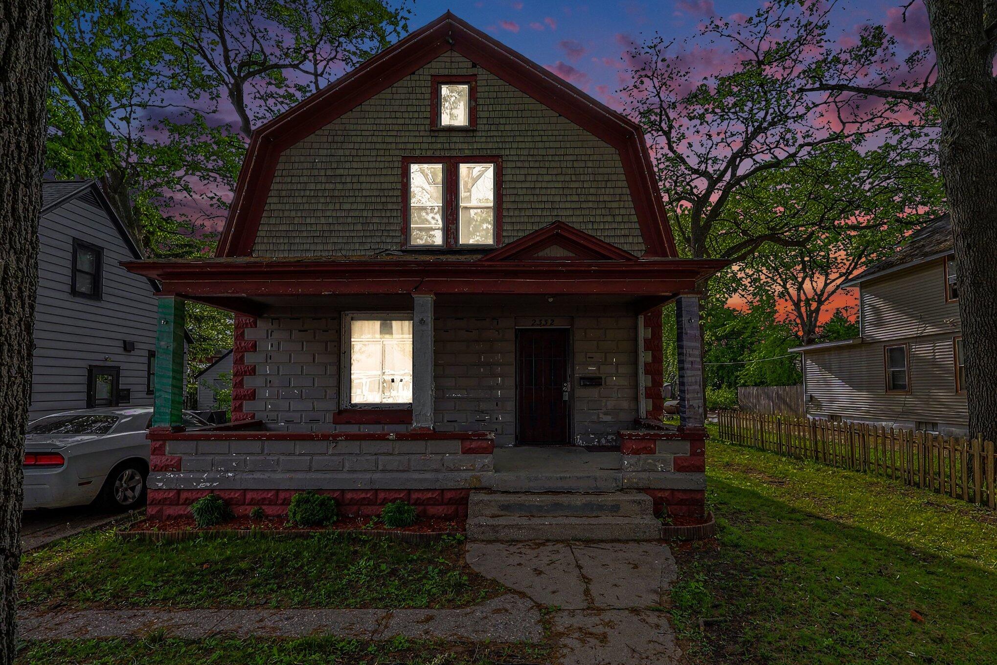 2332 Sanford Street Muskegon MI 49444