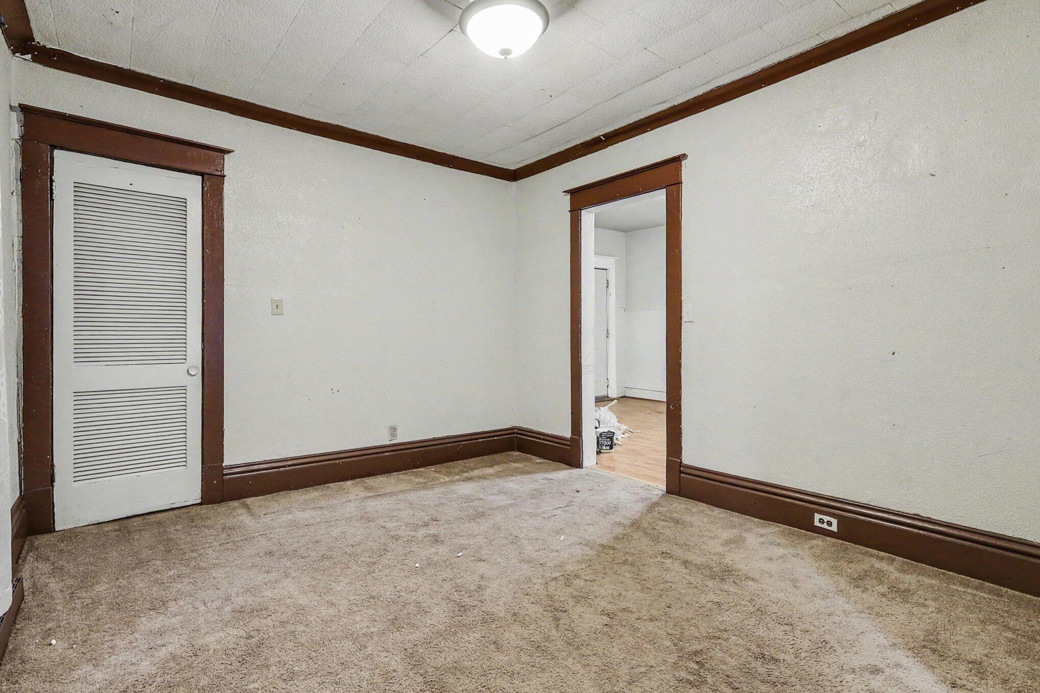 2332 Sanford Street Muskegon MI 49444