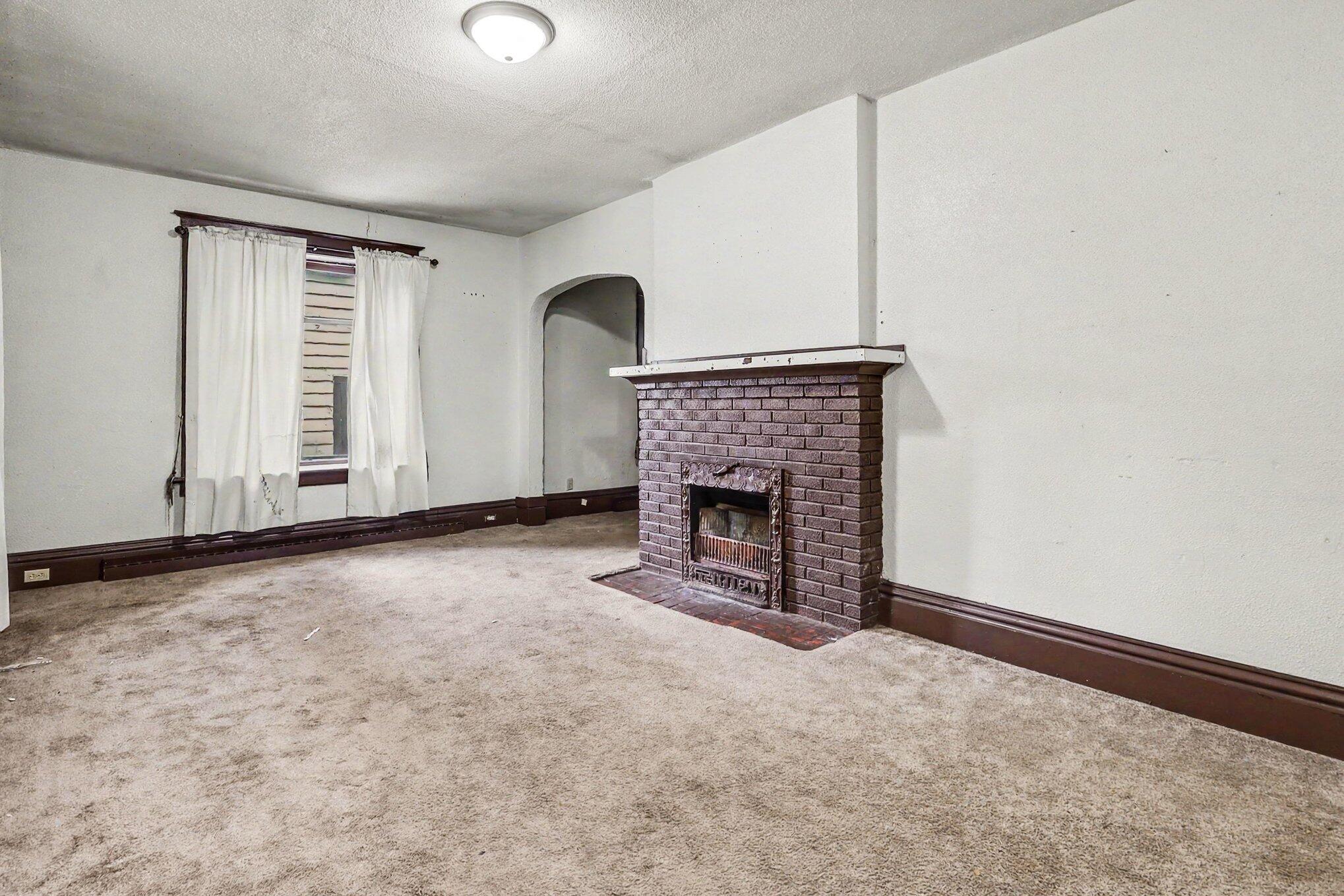 2332 Sanford Street Muskegon MI 49444