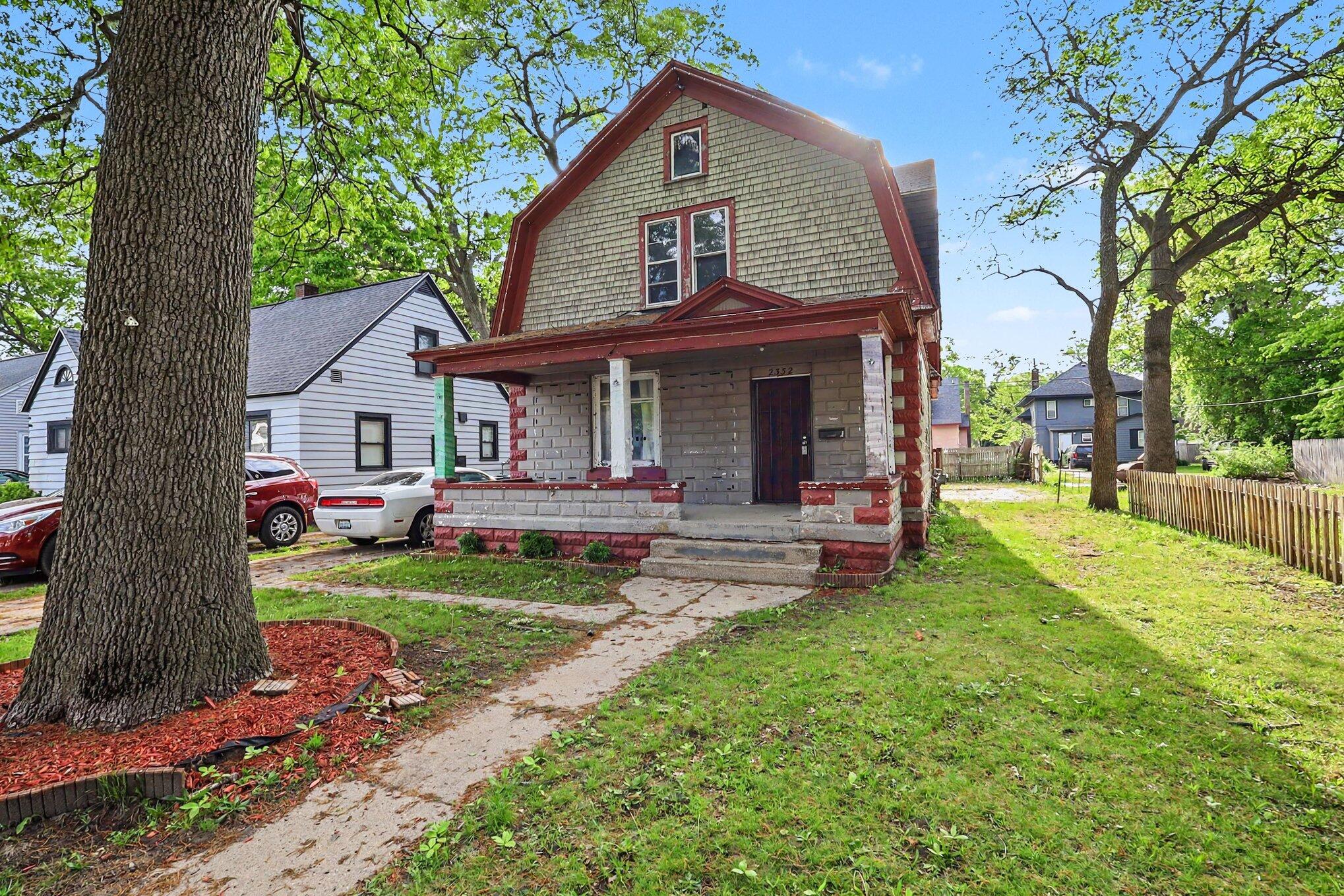 2332 Sanford Street Muskegon MI 49444