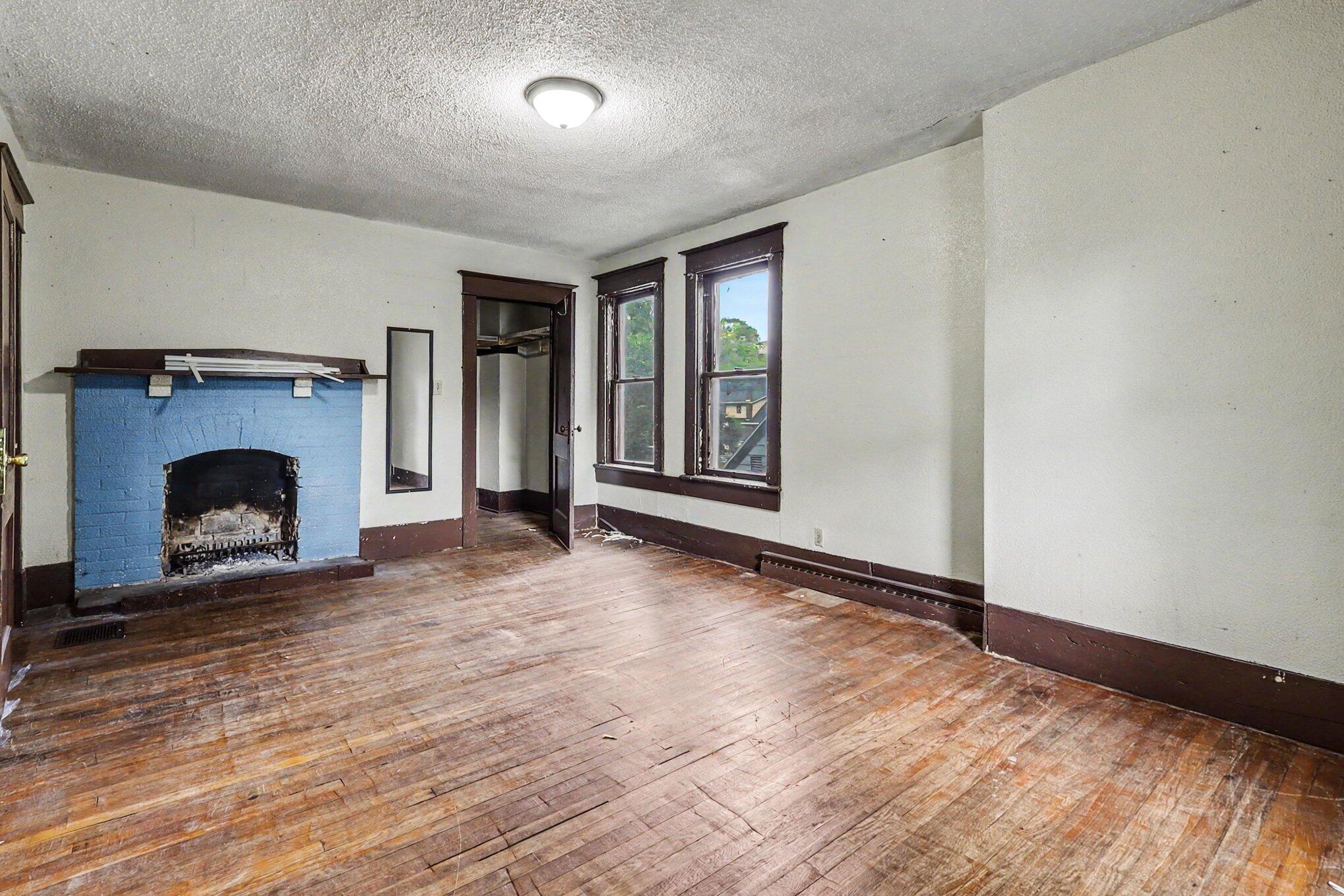 2332 Sanford Street Muskegon MI 49444