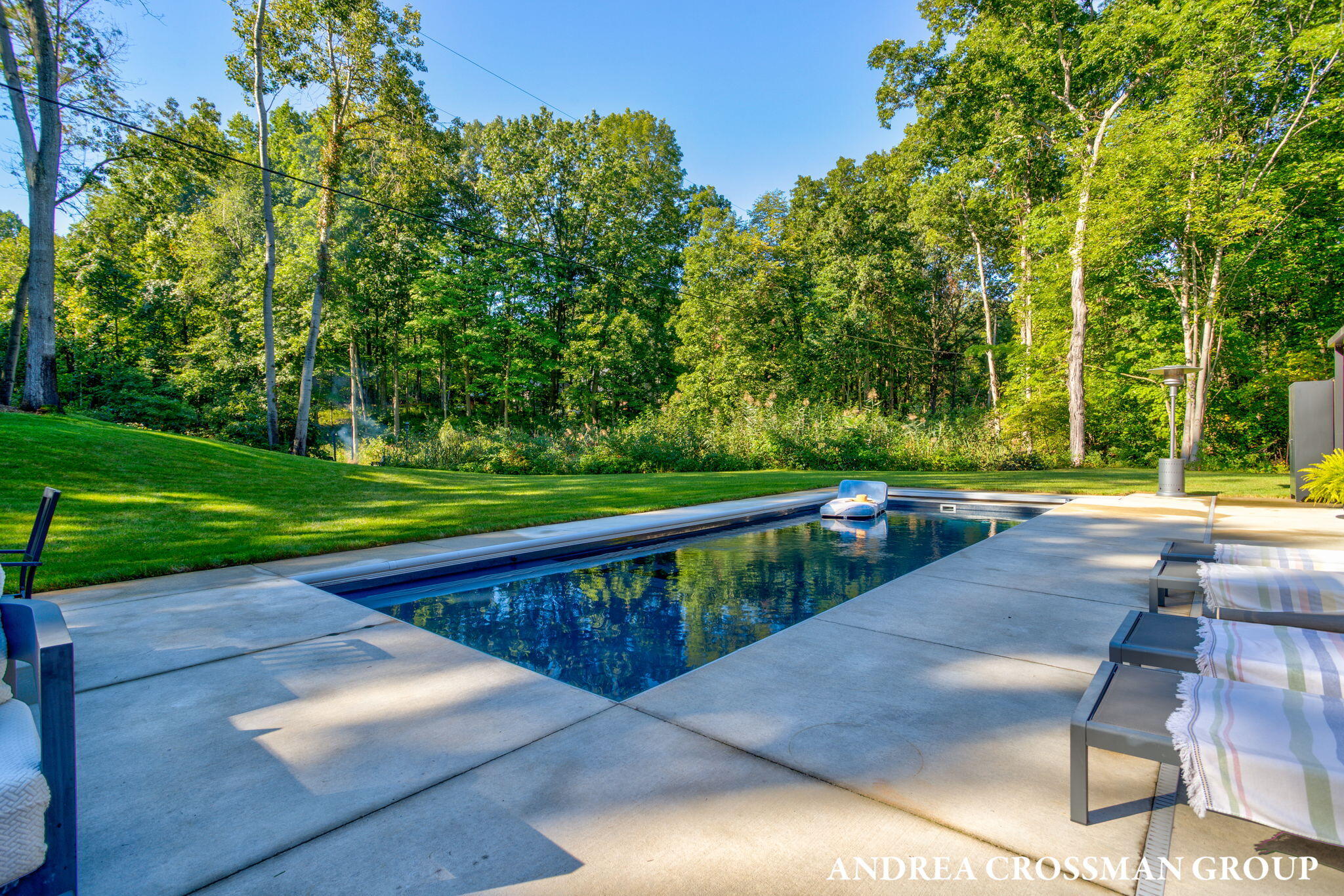 6346 Riverside Road Fennville MI 49408