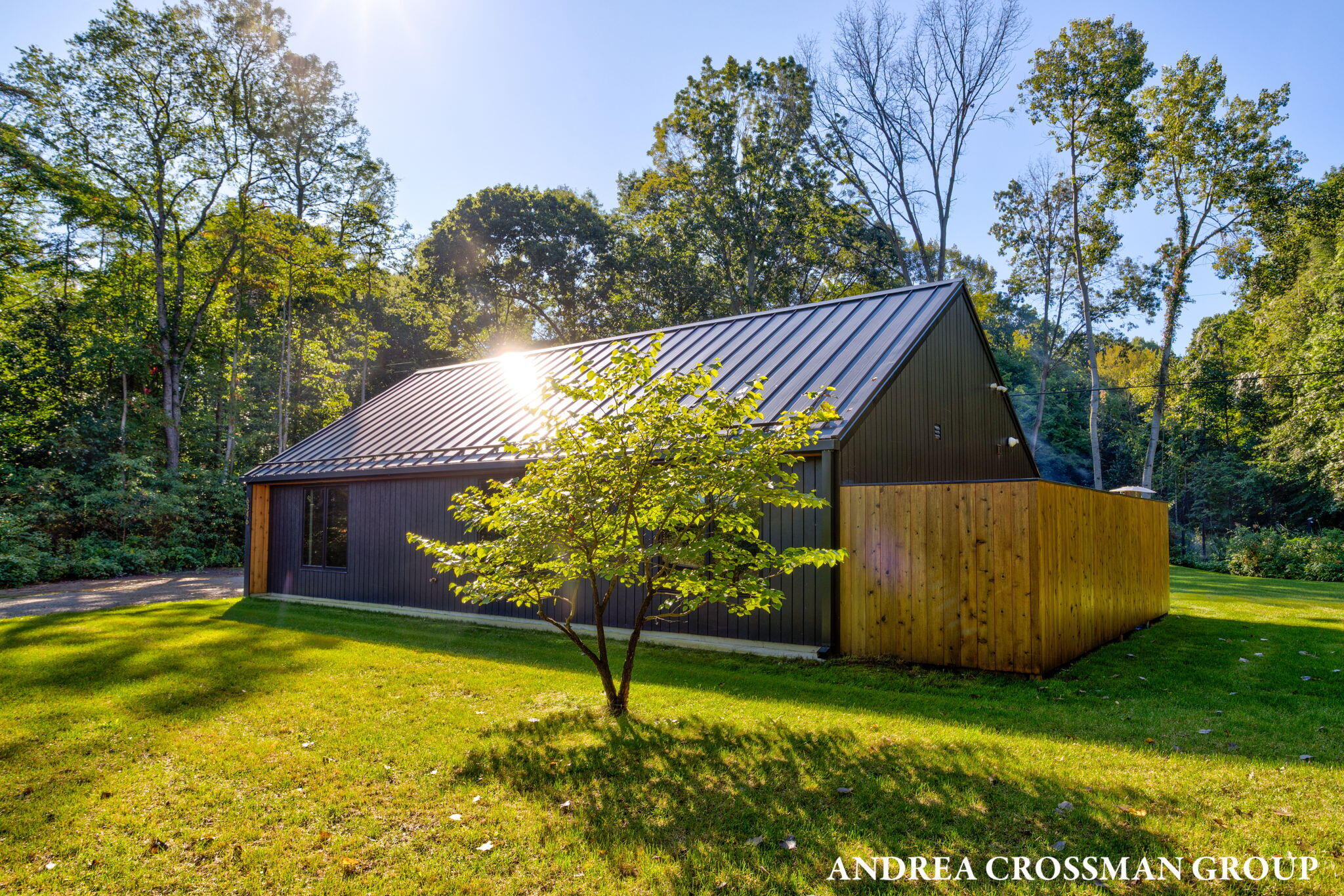 6346 Riverside Road Fennville MI 49408