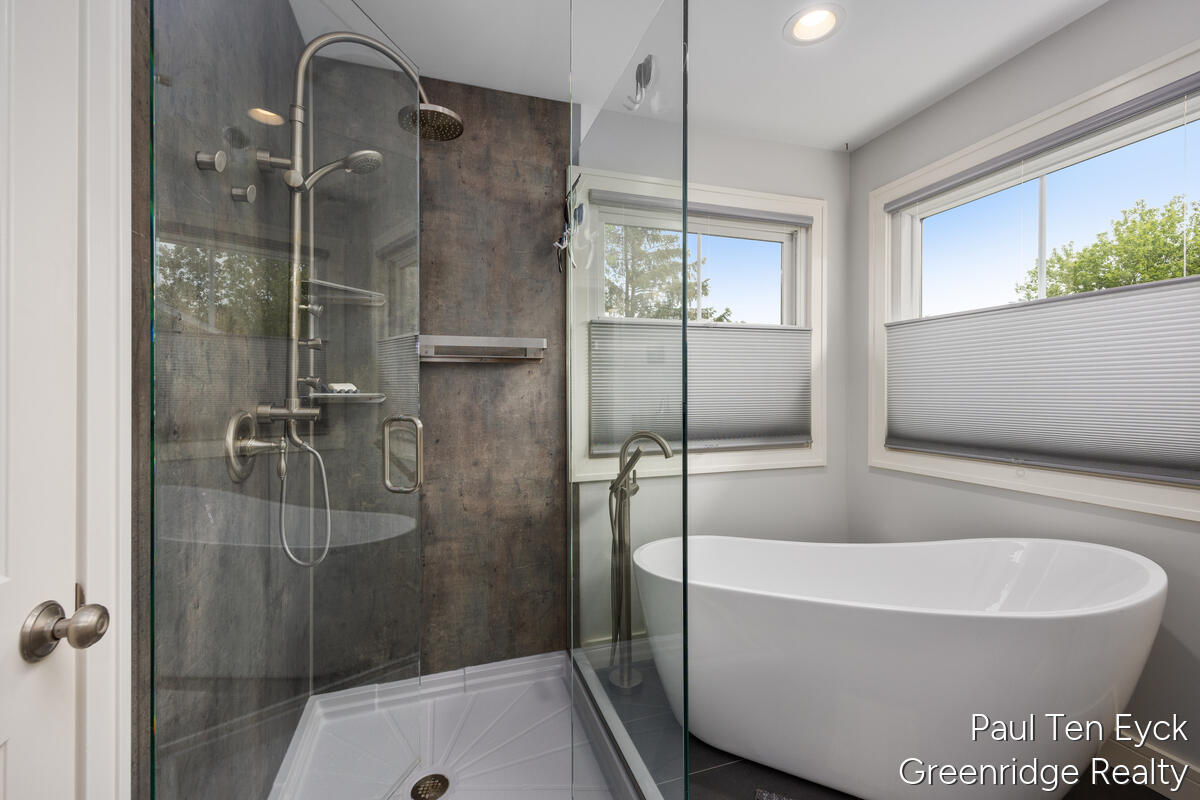 2066 Feathery Court SE Grand Rapids MI 49546