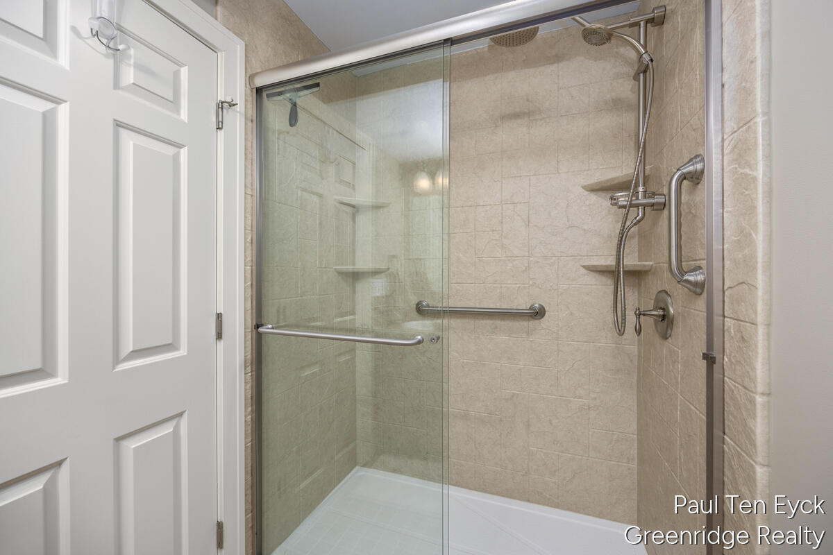 2066 Feathery Court SE Grand Rapids MI 49546