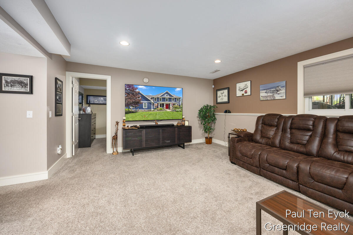 2066 Feathery Court SE Grand Rapids MI 49546