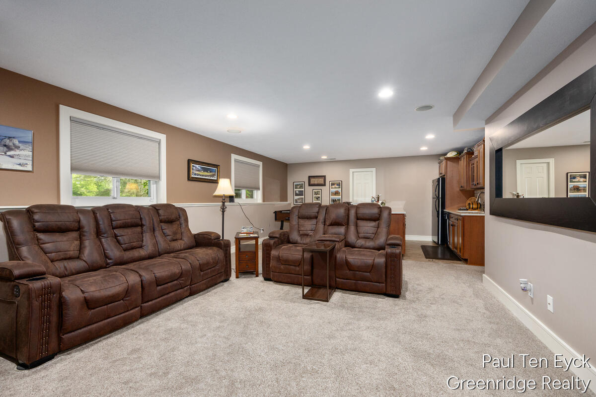 2066 Feathery Court SE Grand Rapids MI 49546