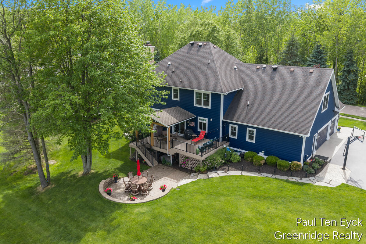 2066 Feathery Court SE Grand Rapids MI 49546