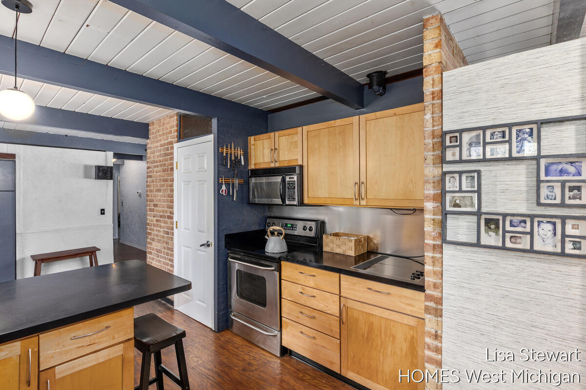 1235 Thornapple River Drive SE Ada MI 49301