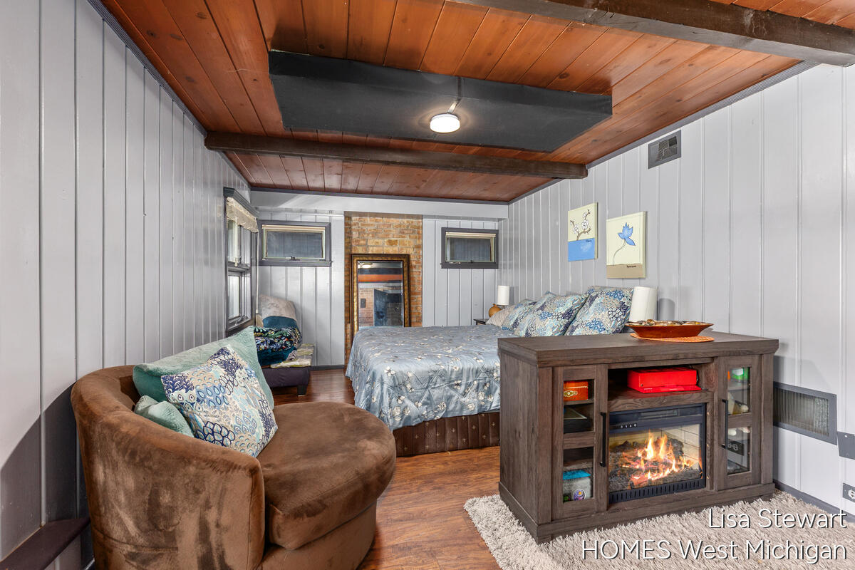1235 Thornapple River Drive SE Ada MI 49301